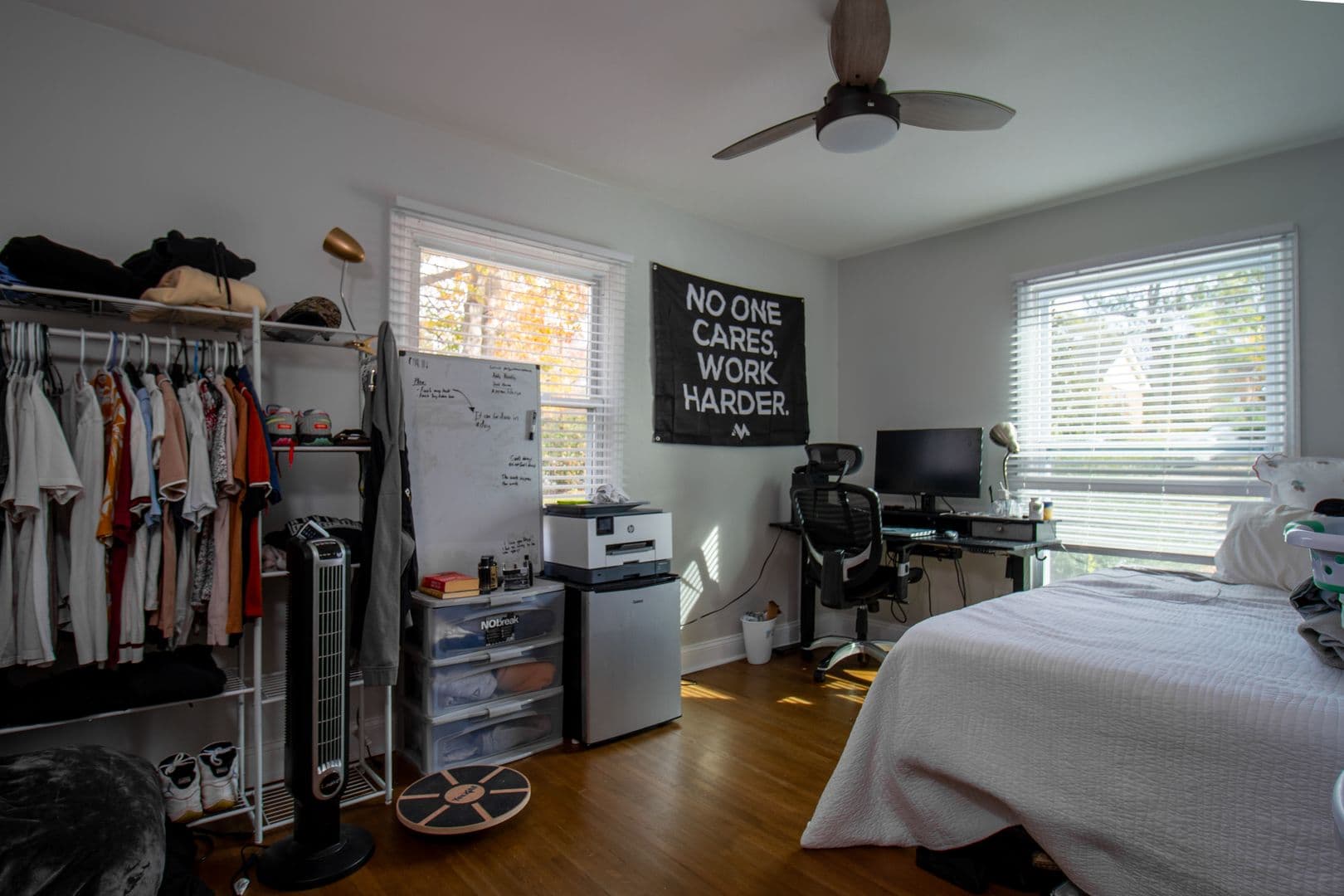 Charlotte House: 3520 Sargeant Dr