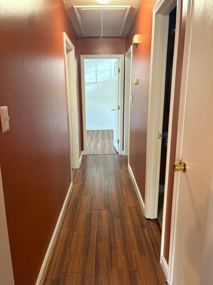 Charlotte House: 4401 Brittmore Ct