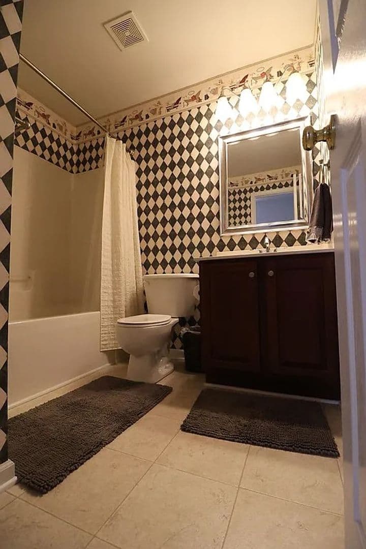 Charlotte Townhome: 10979 Princeton Village Dr