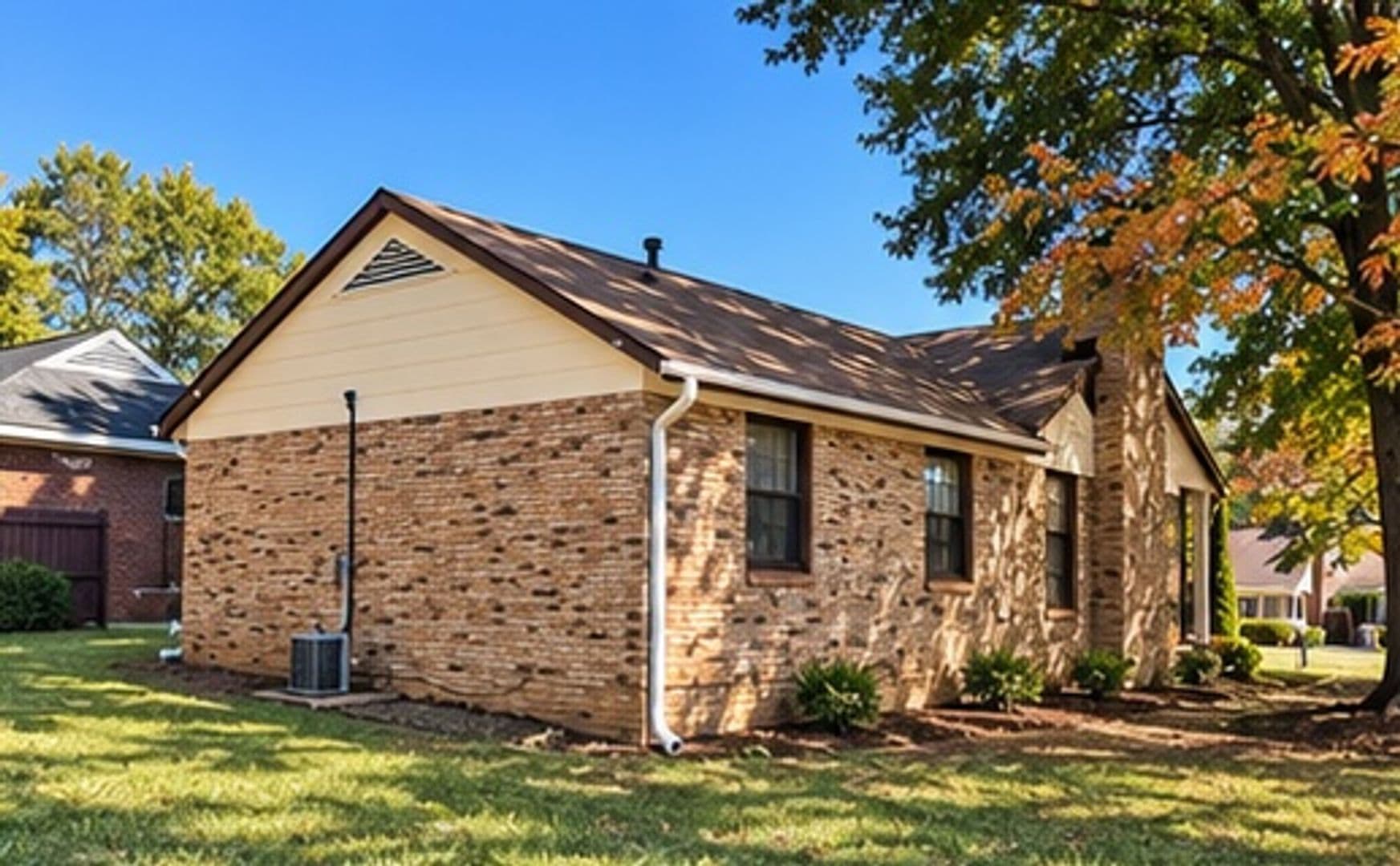 Charlotte House: 4401 Brittmore Ct
