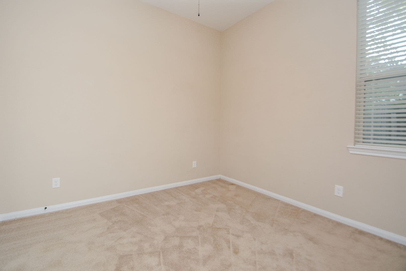 The Woodlands Townhome: 22 Cheswood Manor Drive