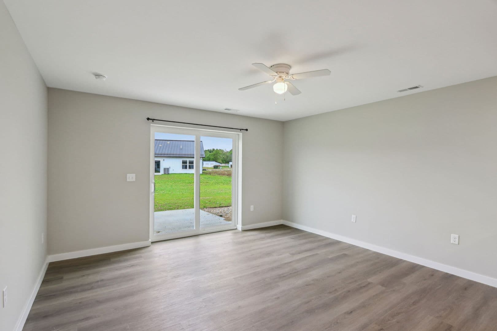 Yorktown Townhome: 9860 W. Smith St