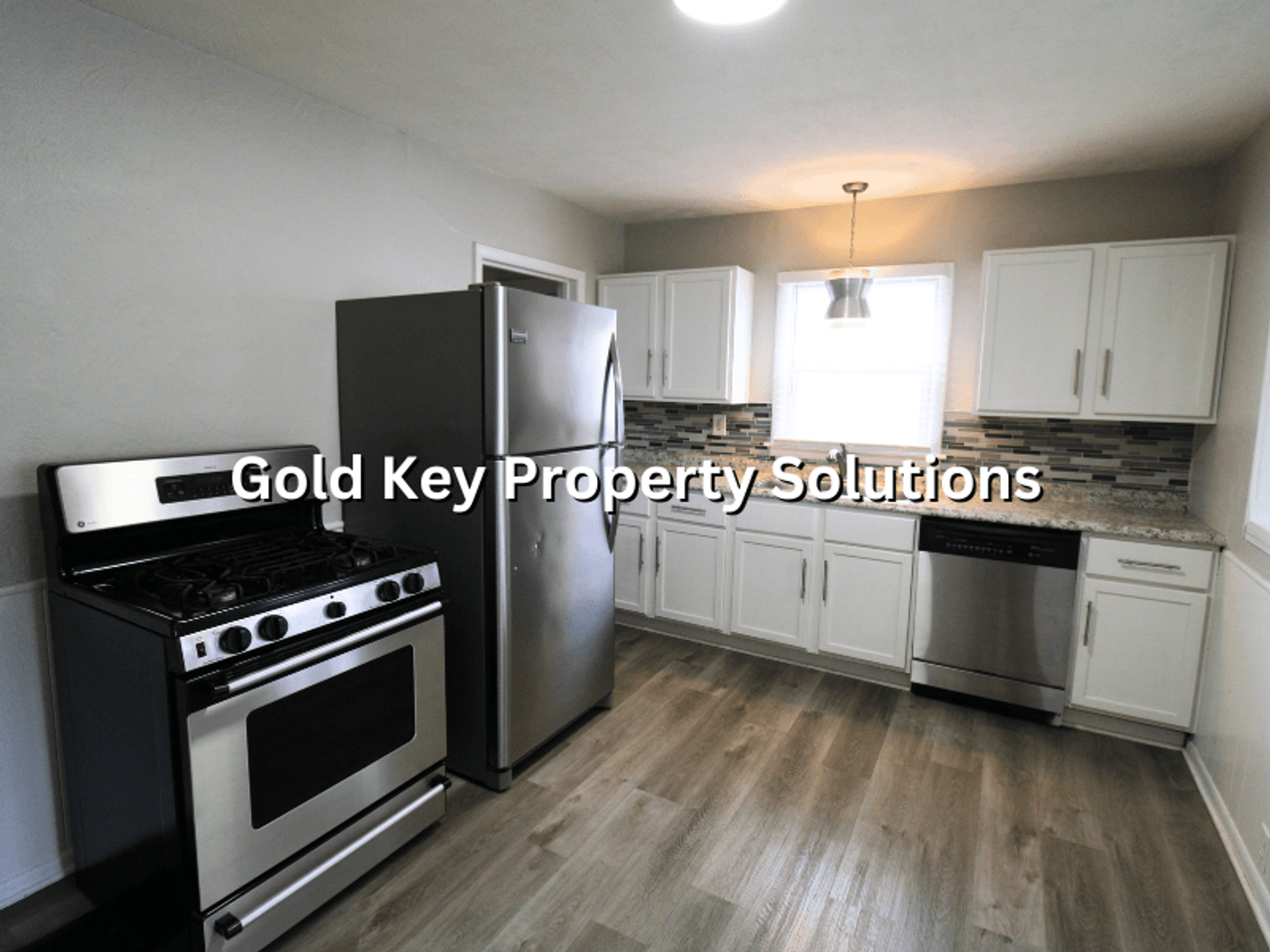 Anderson Apartment: 109-111 W 38th Street