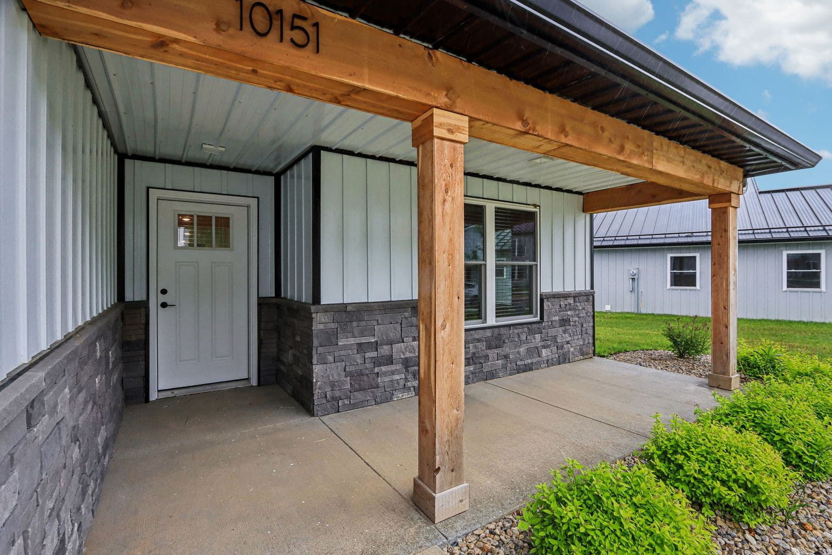 Yorktown Townhome: 9860 W. Smith St