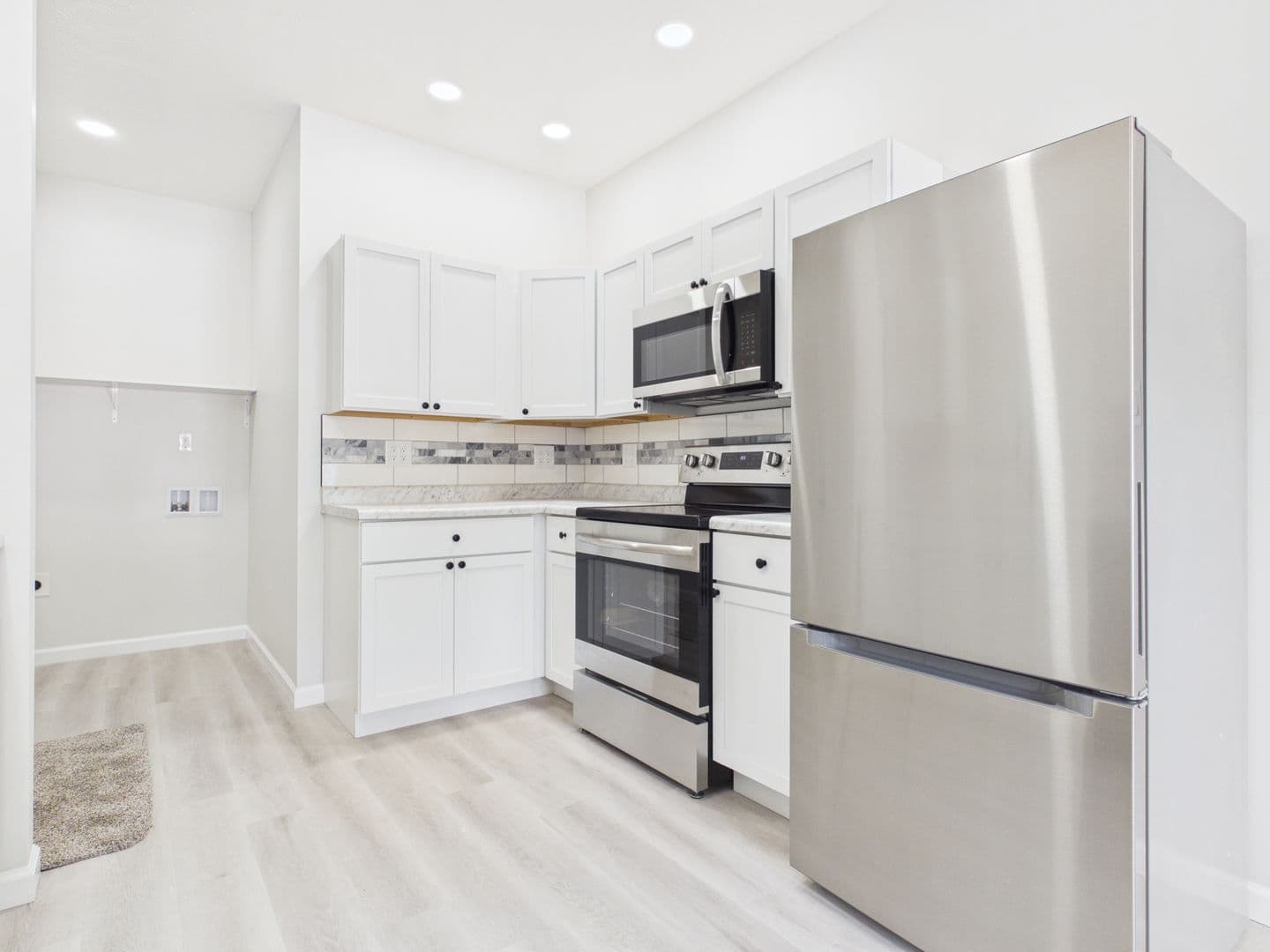 Frankton House: 204 S. Woodsworth Ave