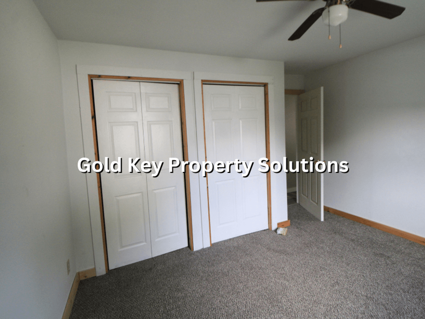 Yorktown House: 9508 Arch St