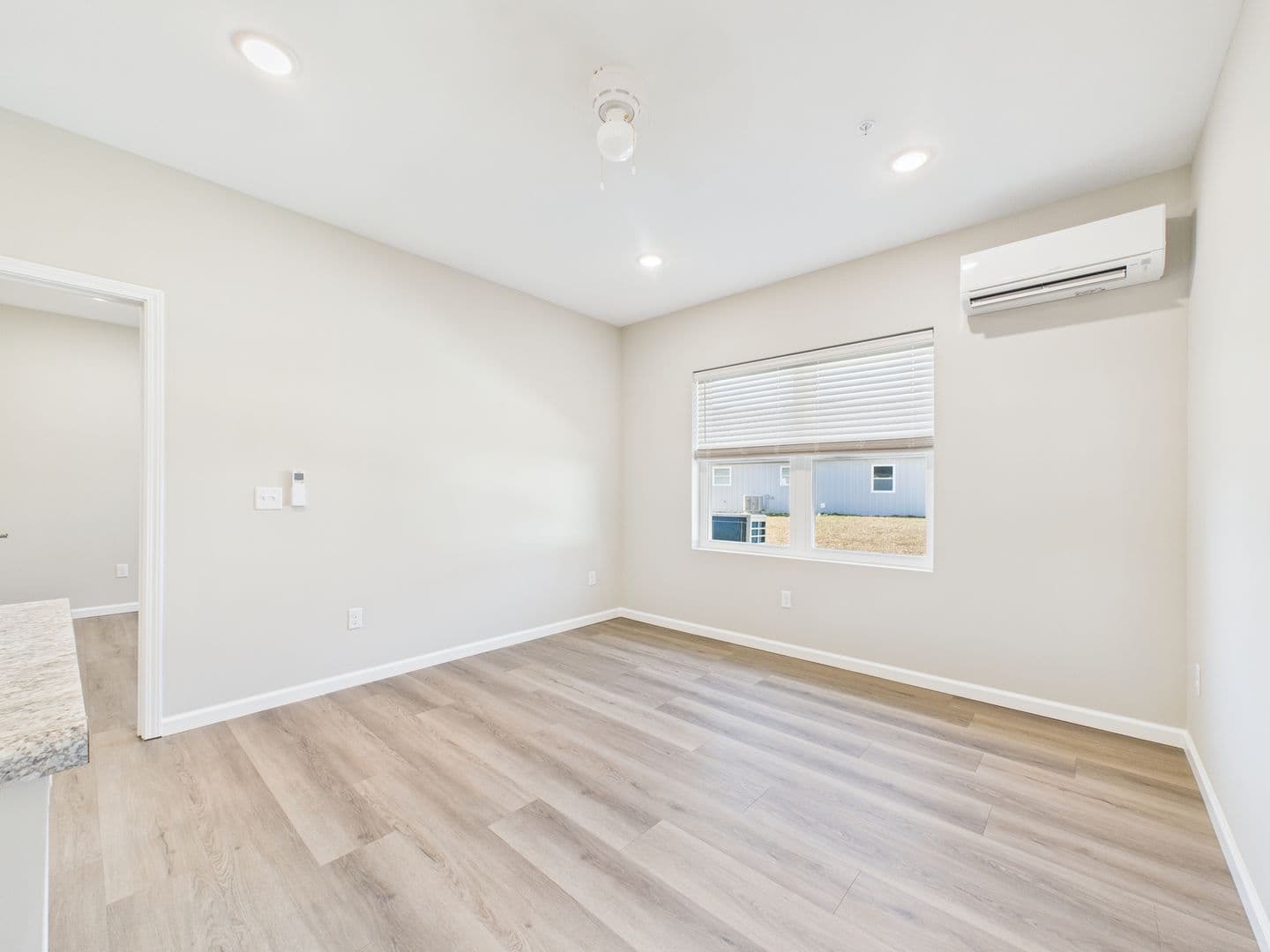Yorktown Townhome: 9860 W. Smith St