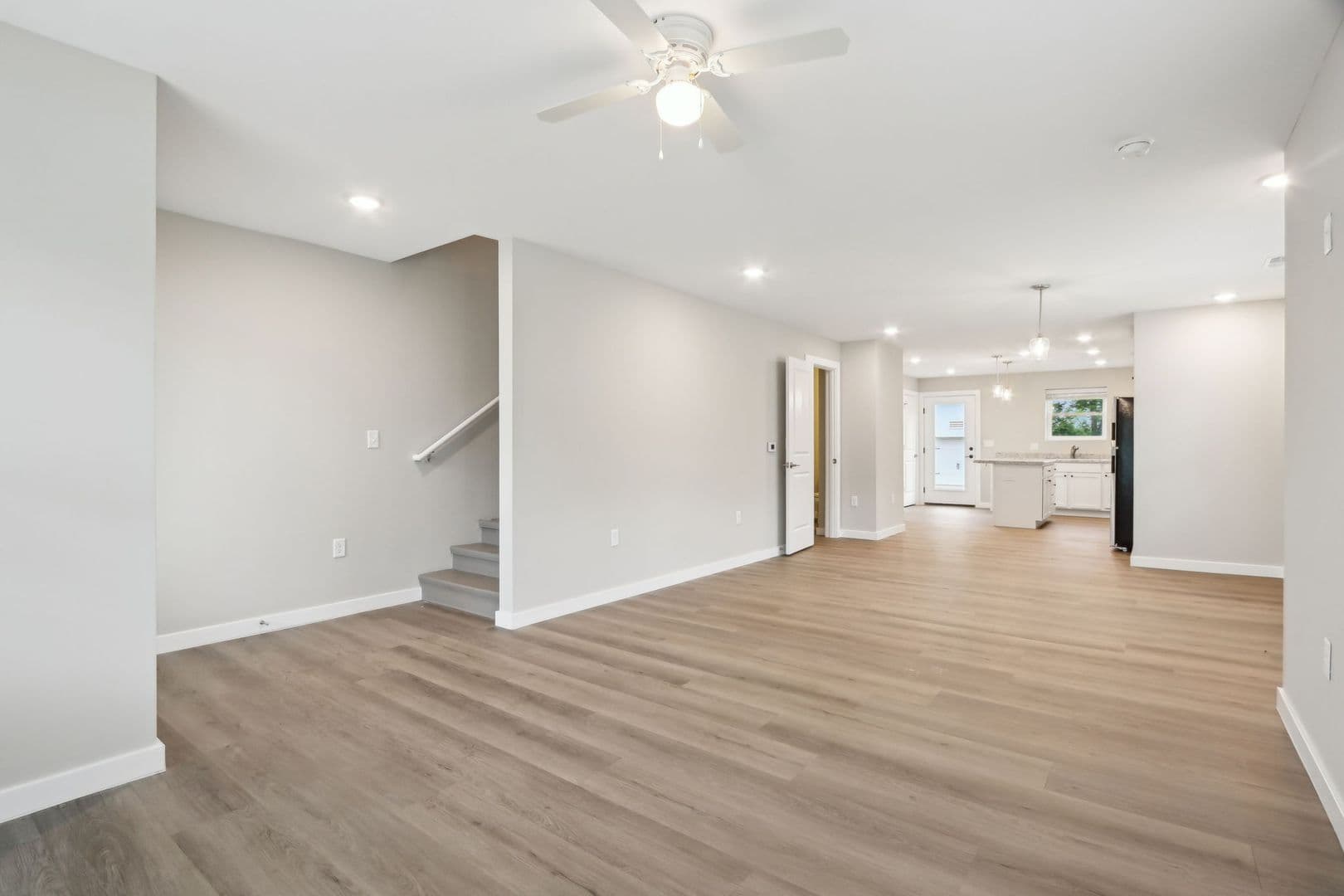 Yorktown Townhome: 9860 W. Smith St
