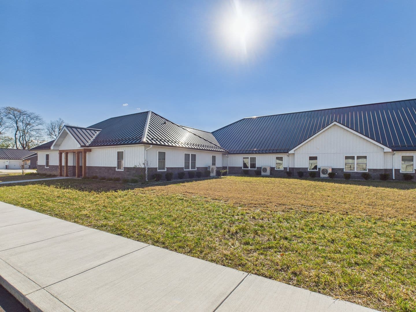 Yorktown Townhome: 9860 W. Smith St