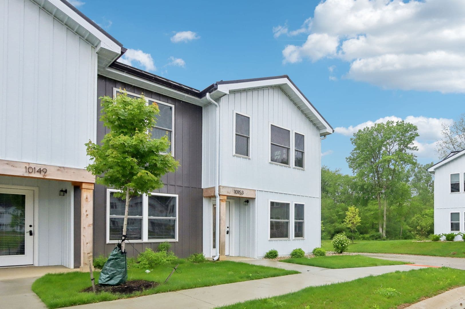 Yorktown Townhome: 9860 W. Smith St