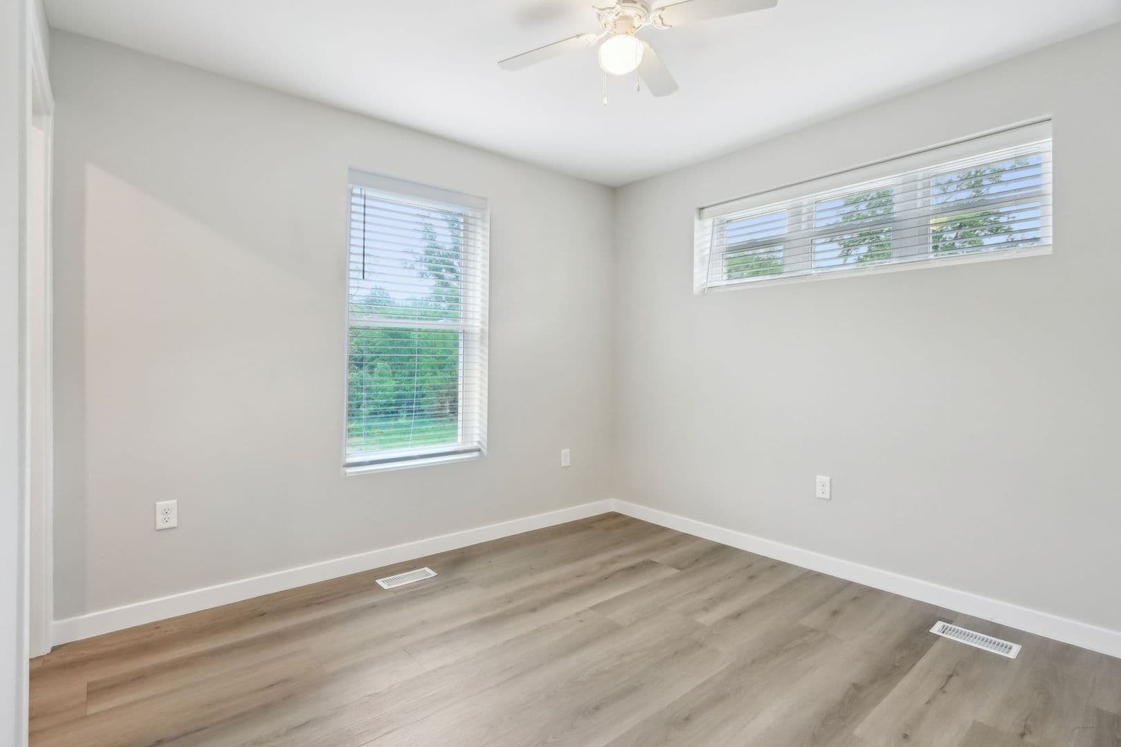 Yorktown Townhome: 9860 W. Smith St