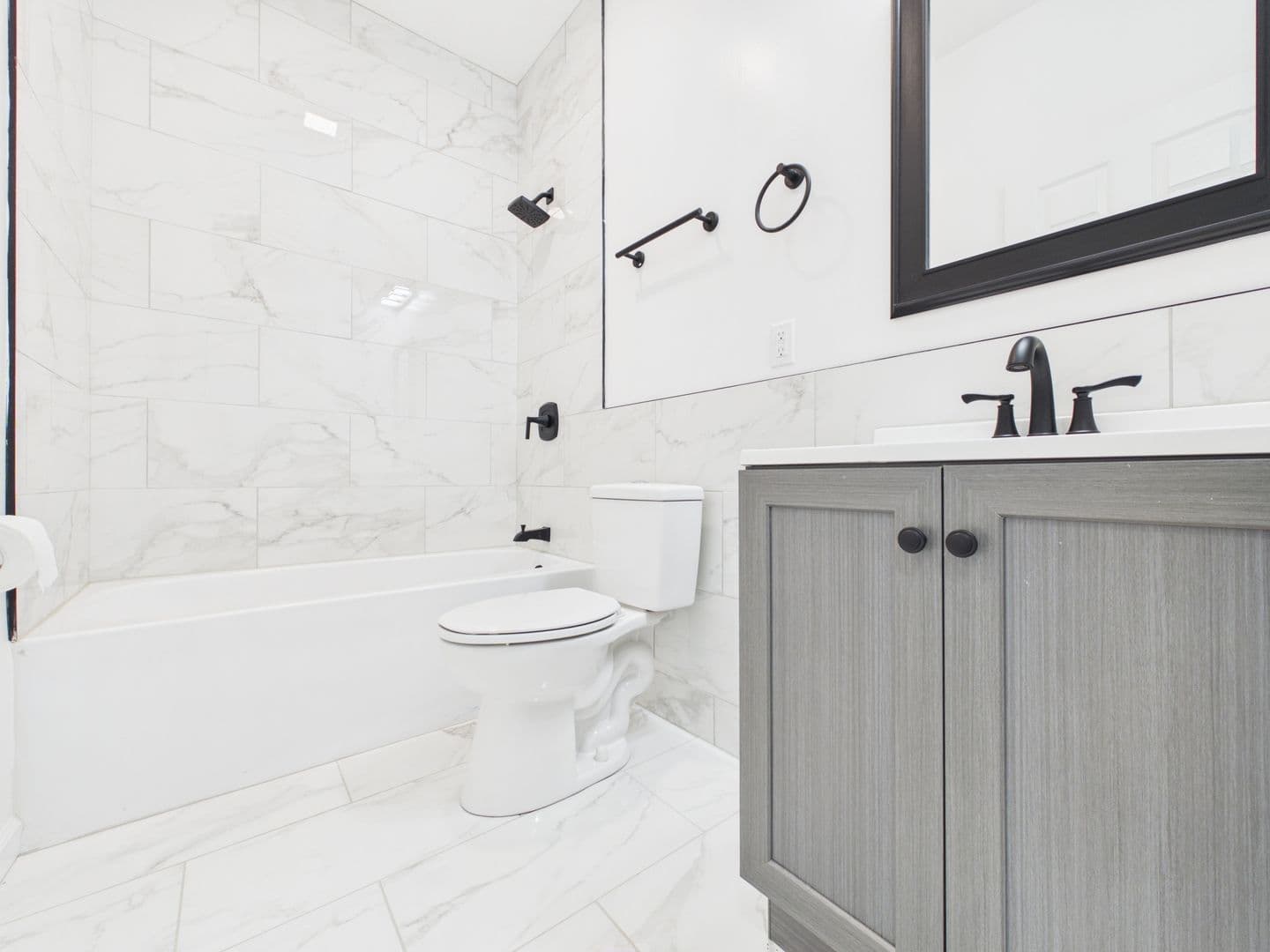 Frankton House: 204 S. Woodsworth Ave