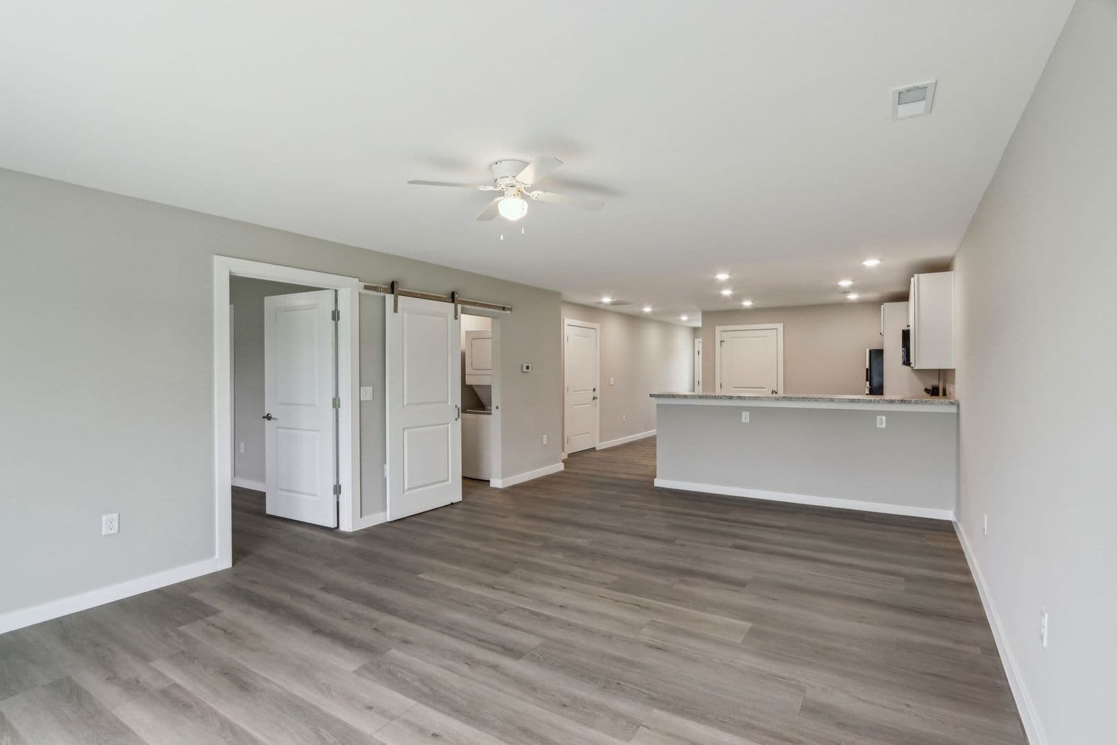Yorktown Townhome: 9860 W. Smith St