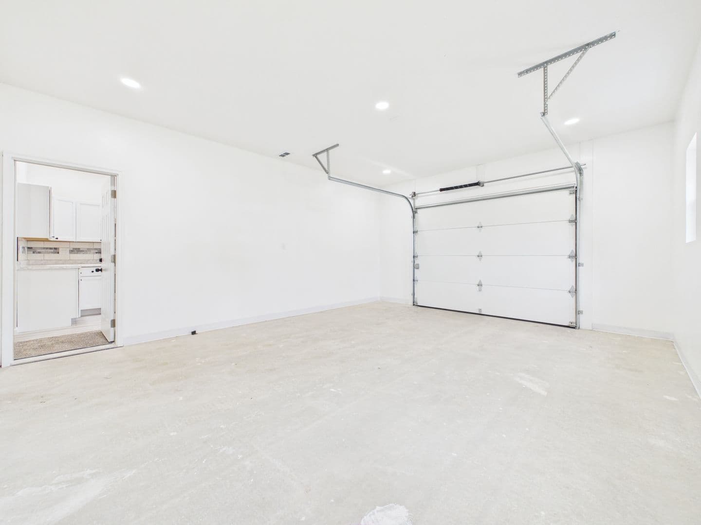 Frankton House: 204 S. Woodsworth Ave