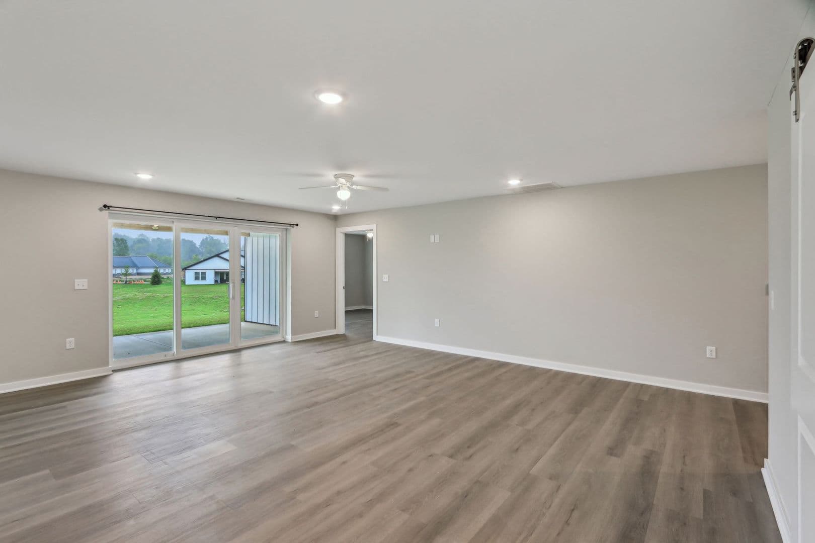 Yorktown Townhome: 9860 W. Smith St