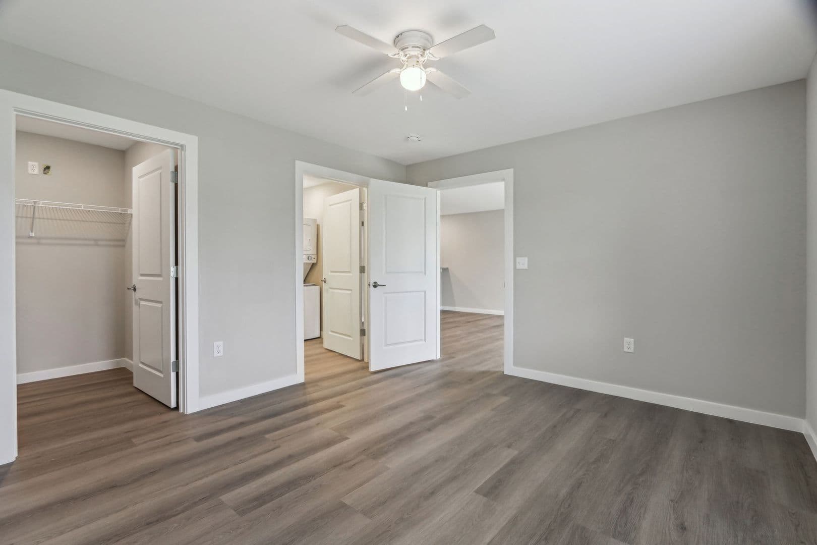 Yorktown Townhome: 9860 W. Smith St