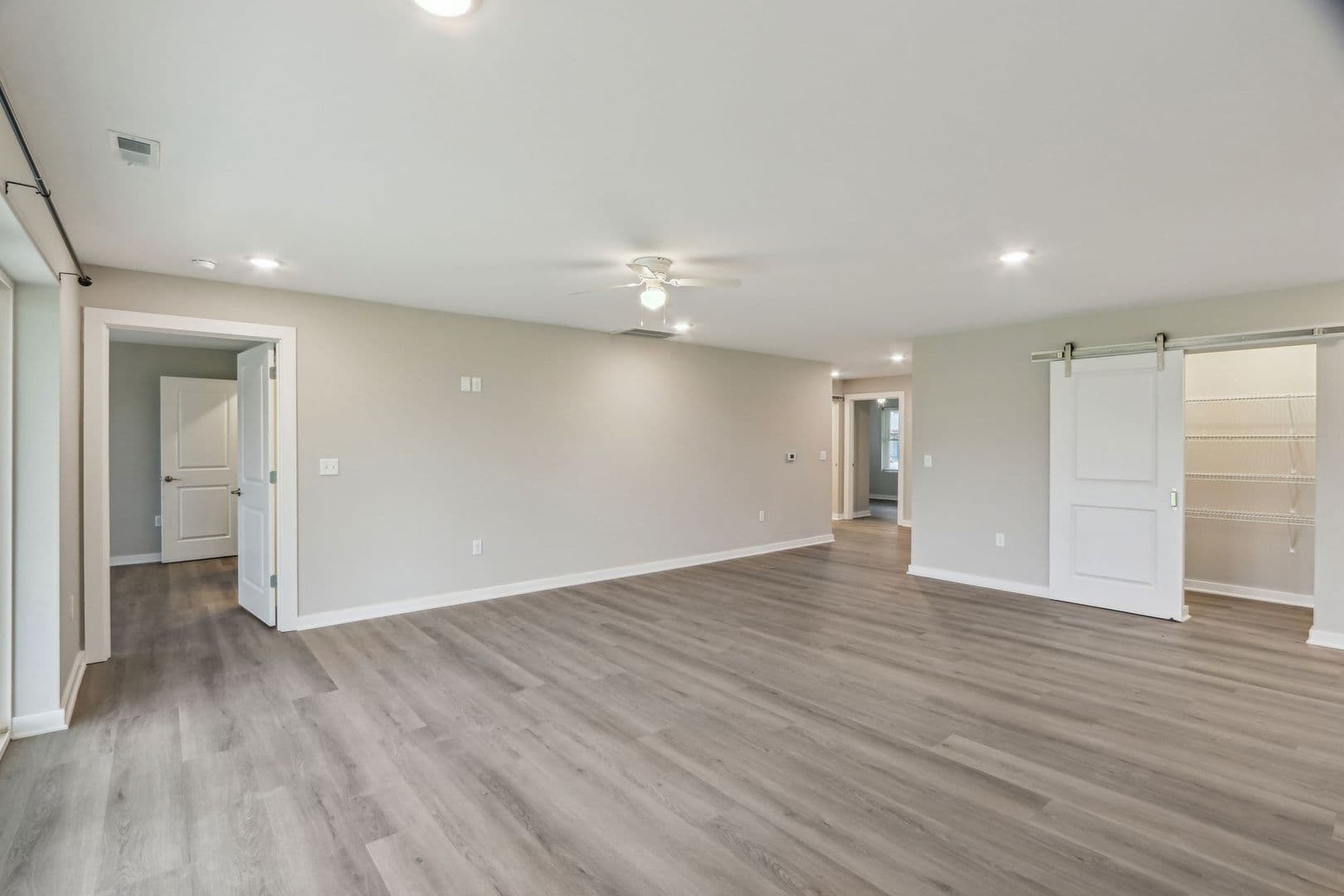 Yorktown Townhome: 9860 W. Smith St