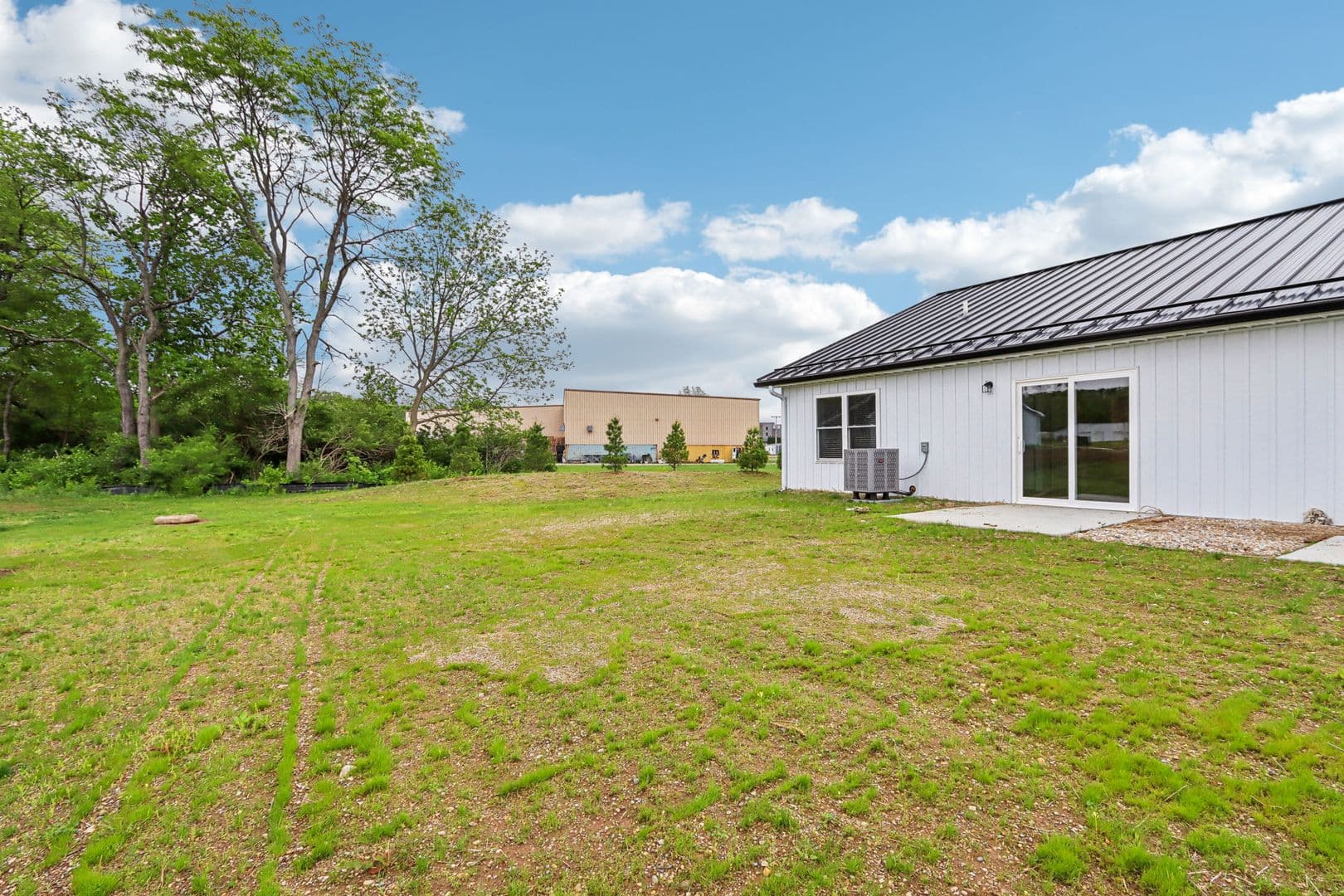 Yorktown Townhome: 9860 W. Smith St