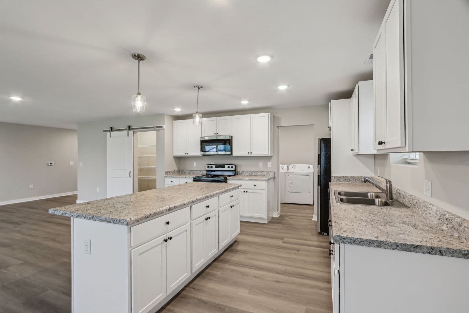 Yorktown Townhome: 9860 W. Smith St
