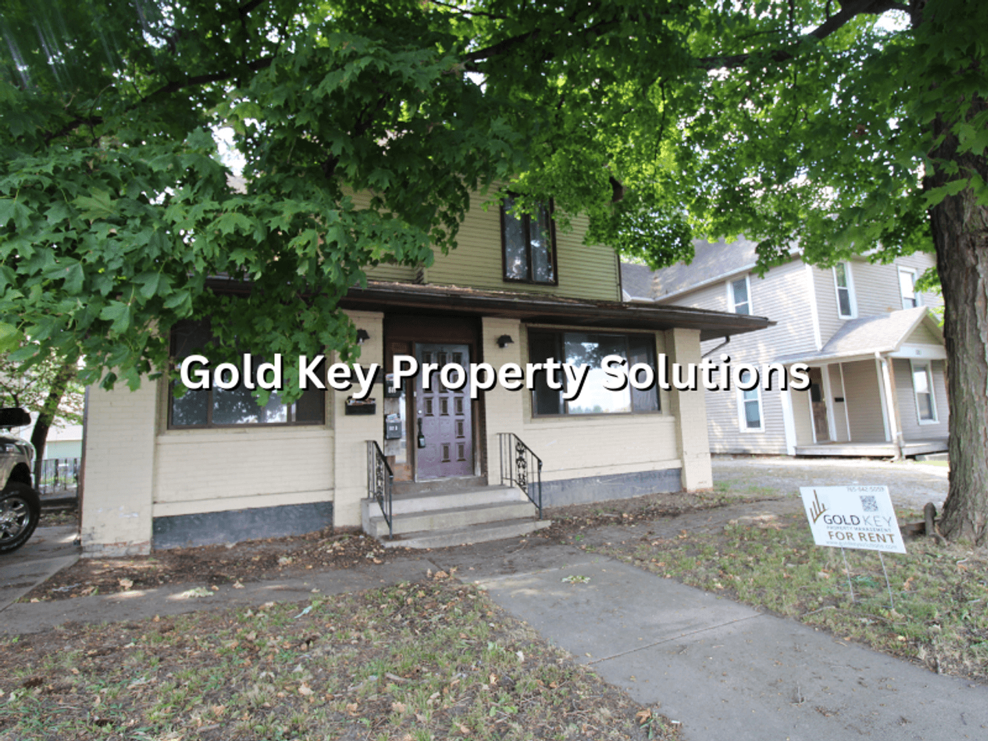 Muncie Apartment: 517-519 N Wheeling Ave