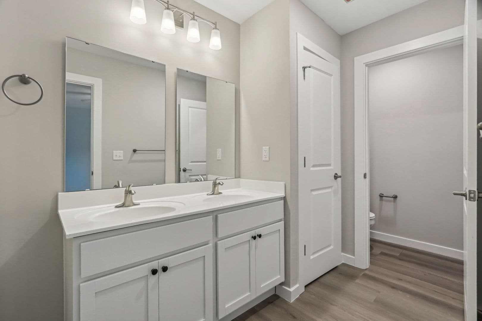 Yorktown Townhome: 9860 W. Smith St