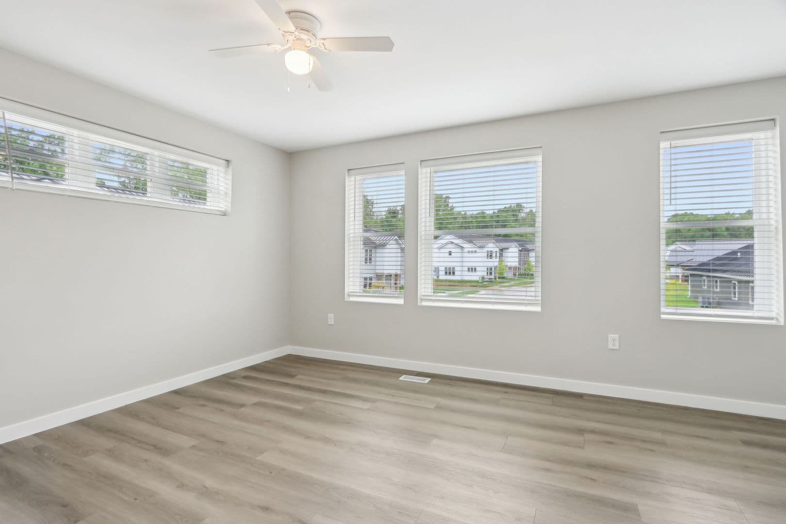 Yorktown Townhome: 9860 W. Smith St