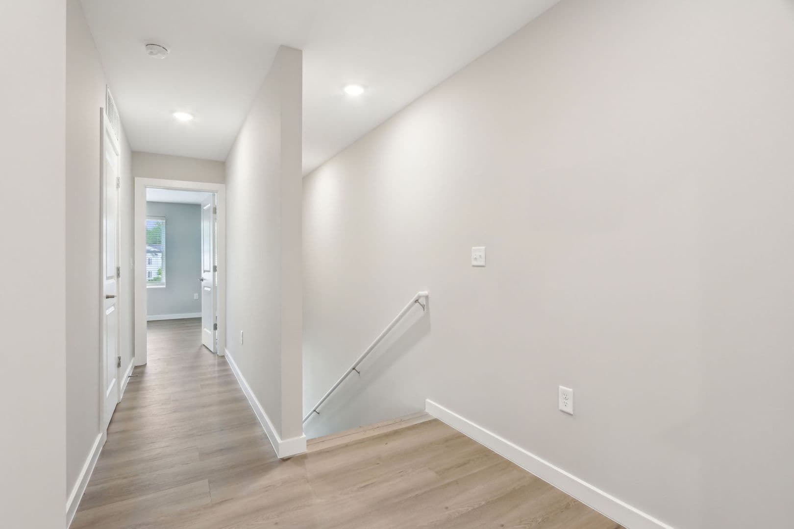 Yorktown Townhome: 9860 W. Smith St
