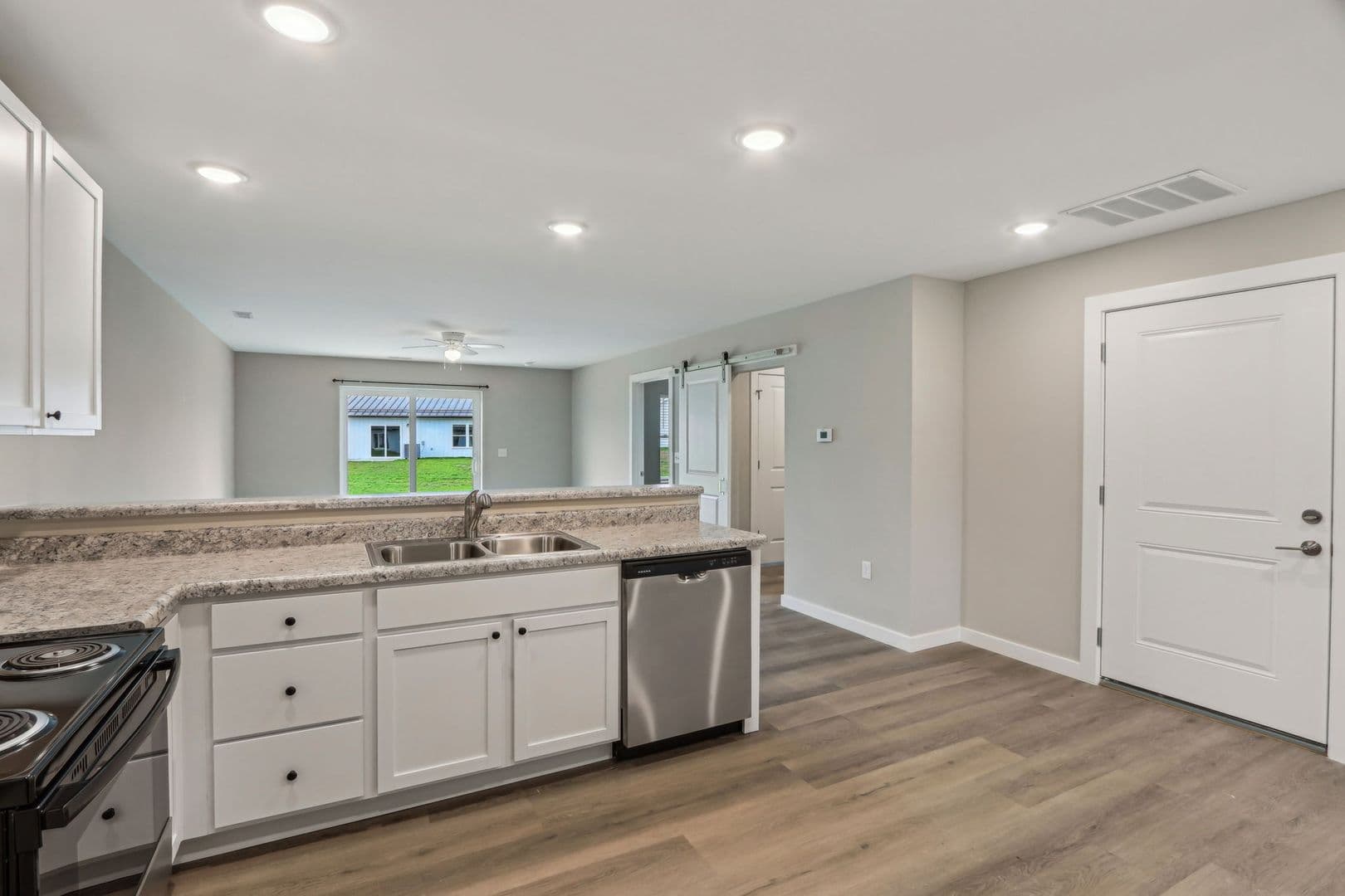 Yorktown Townhome: 9860 W. Smith St