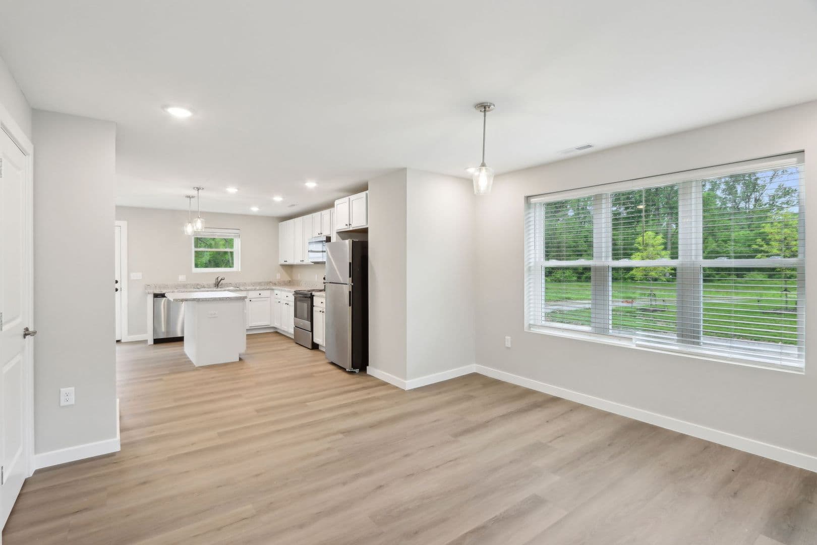 Yorktown Townhome: 9860 W. Smith St