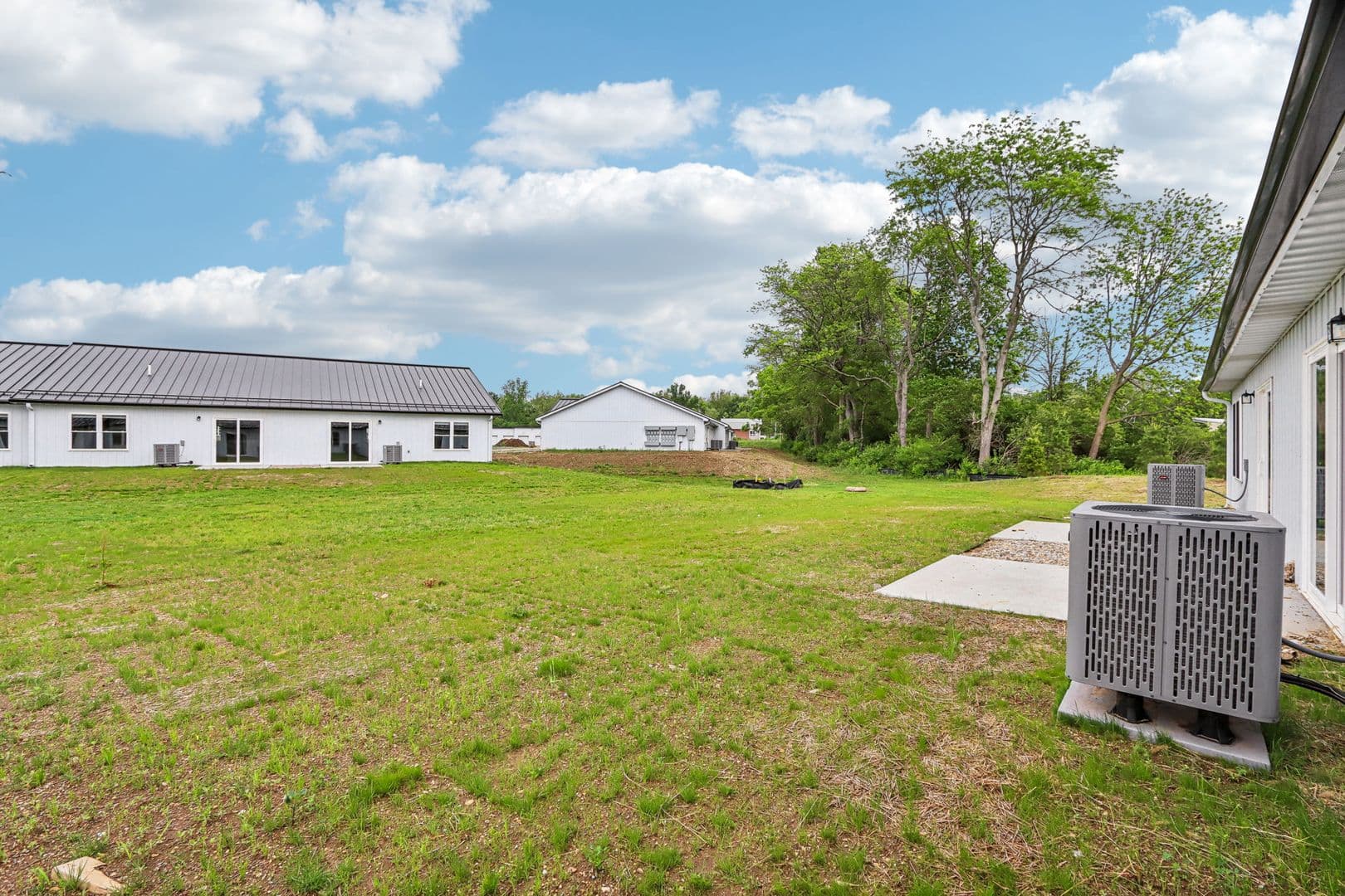 Yorktown Townhome: 9860 W. Smith St