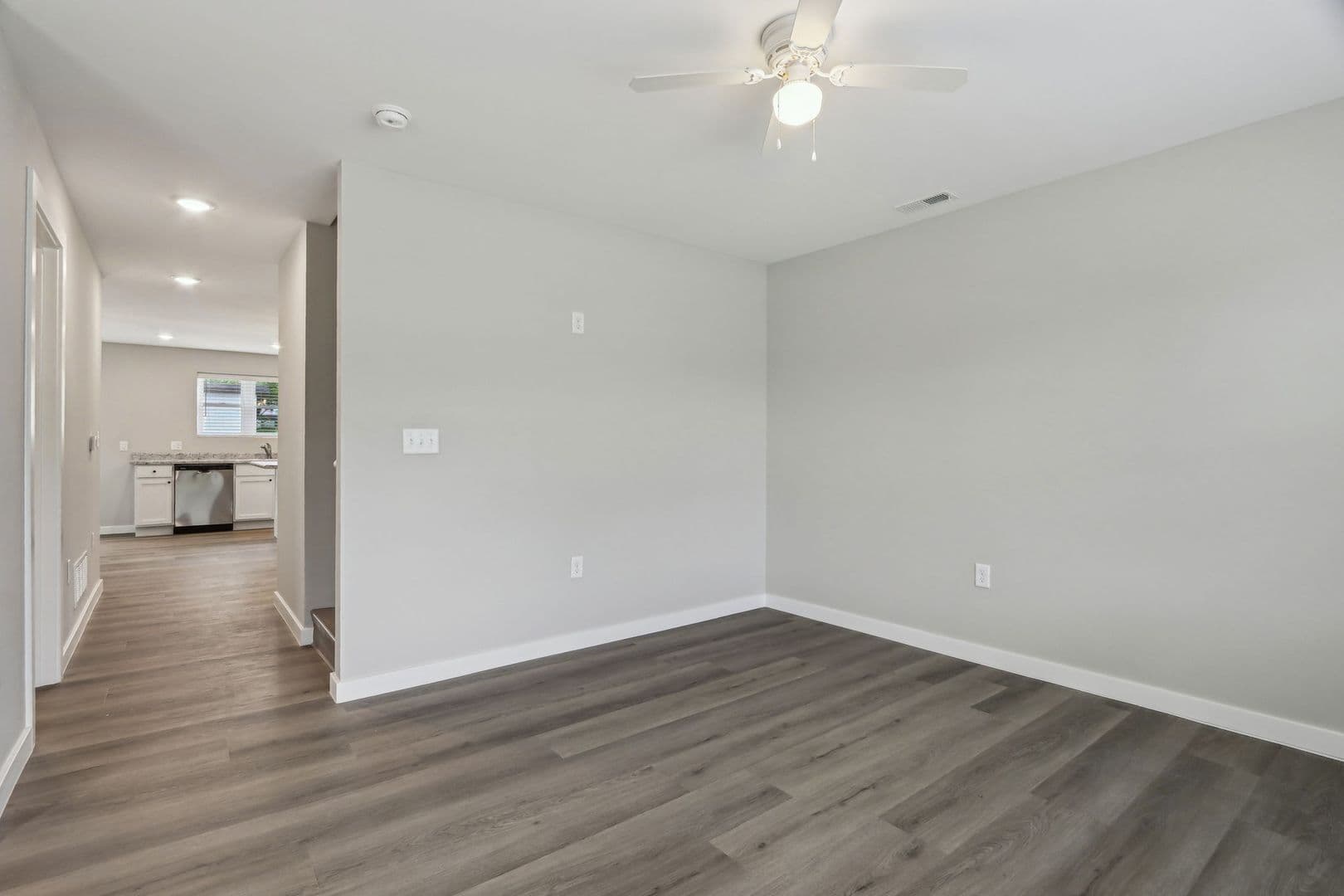 Yorktown Townhome: 9860 W. Smith St