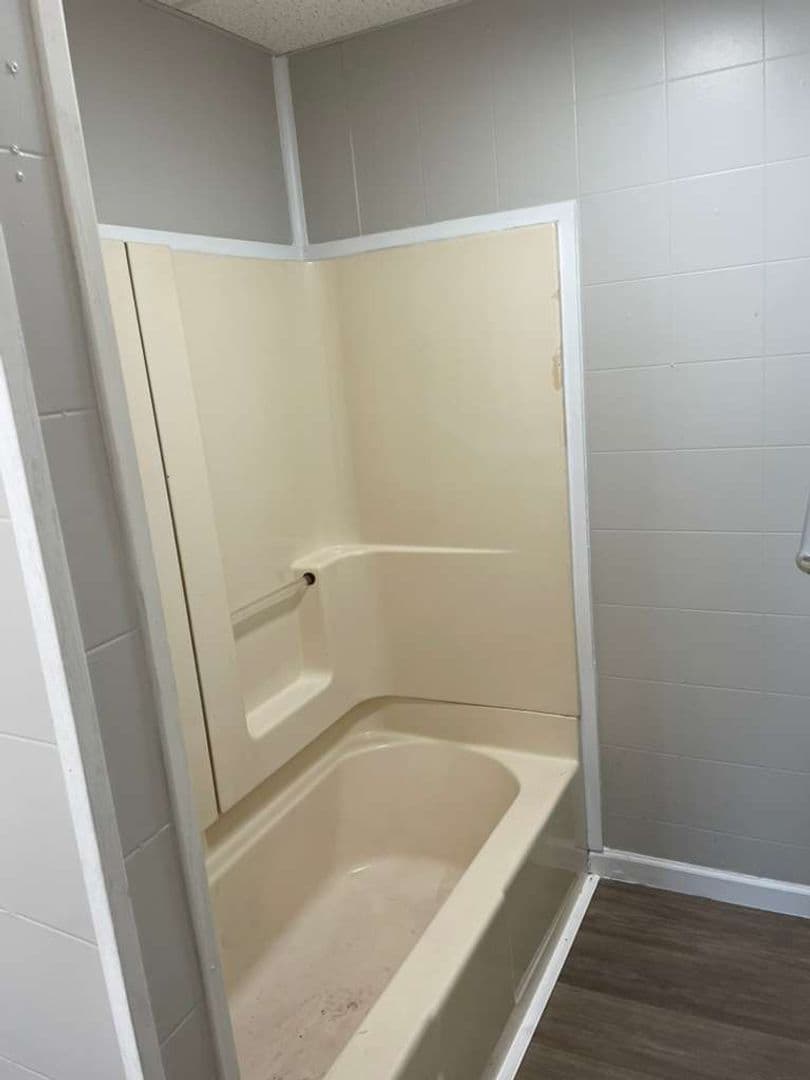 Altoona Apartment: 315 10th Street