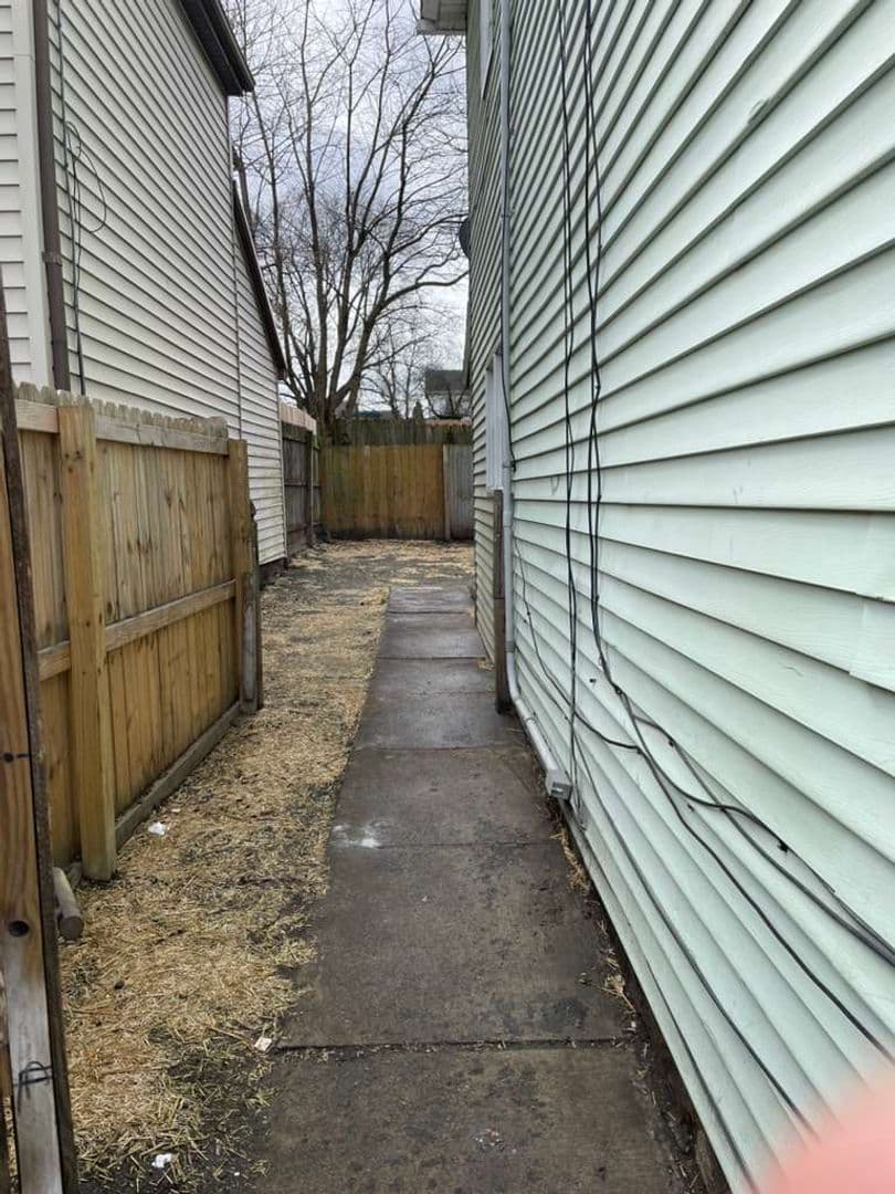 Altoona Apartment: 315 10th Street