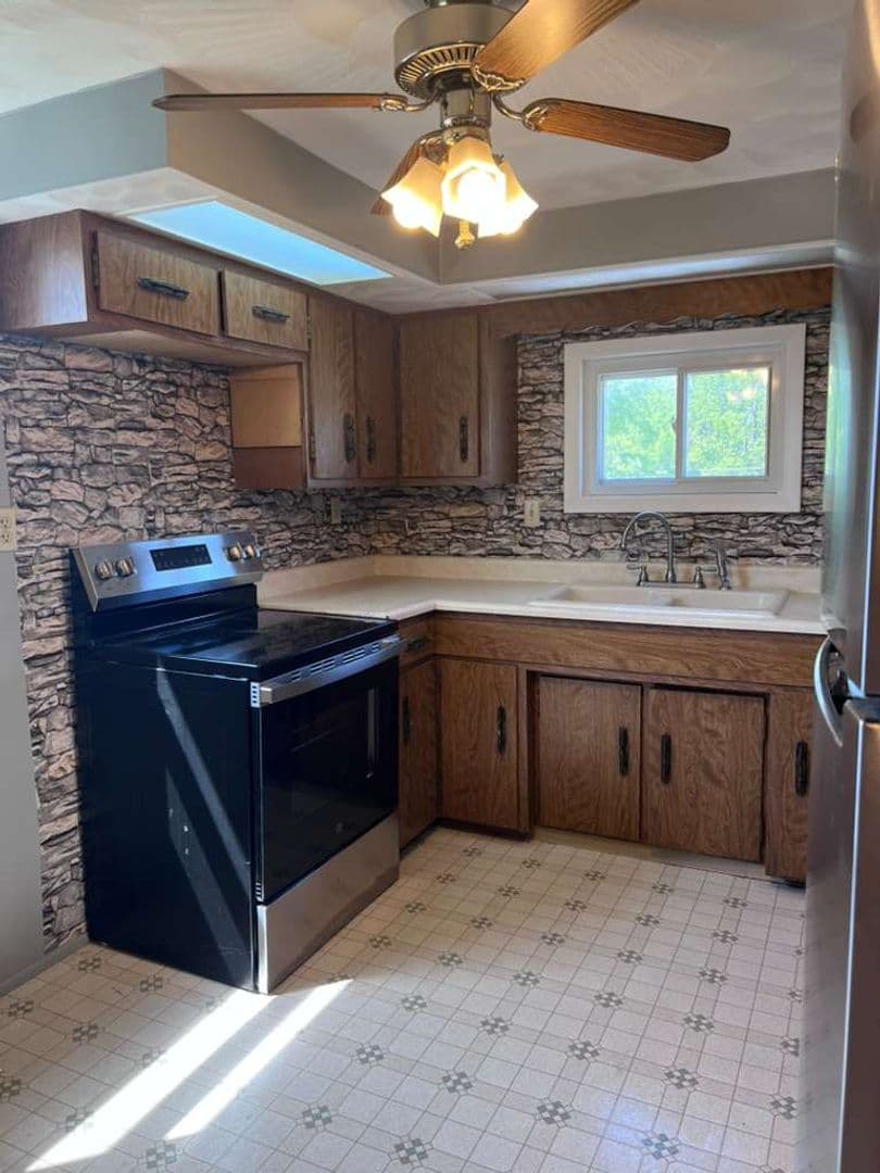 Duncansville Apartment: 1024 3rd Avenue