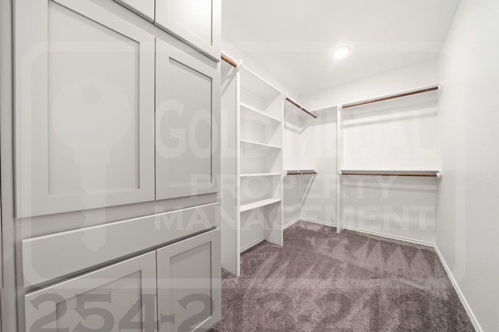 Temple House: 6112 Monza Dr
