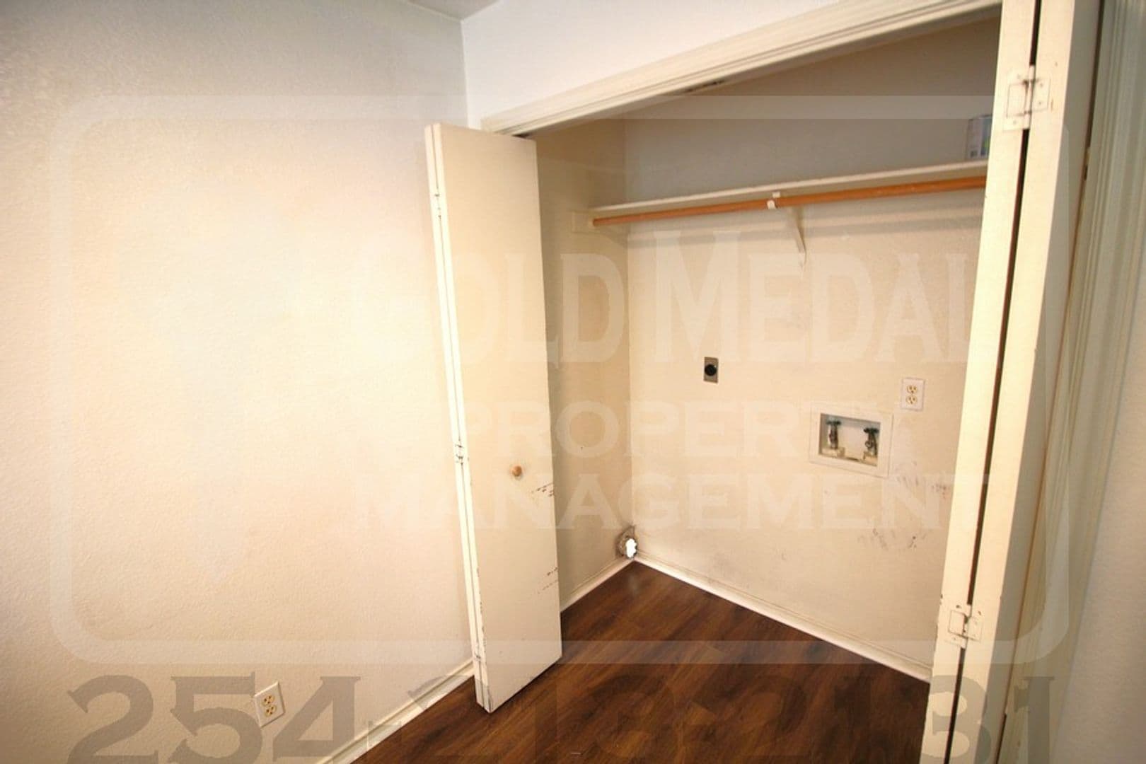 Killeen Apartment: 1708 Windward Dr