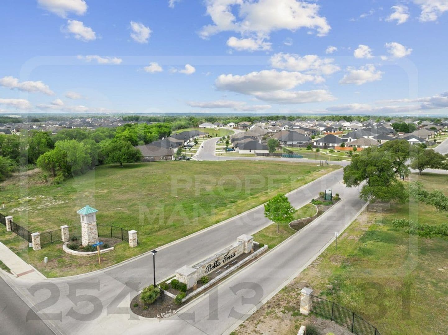 Temple House: 6112 Monza Dr