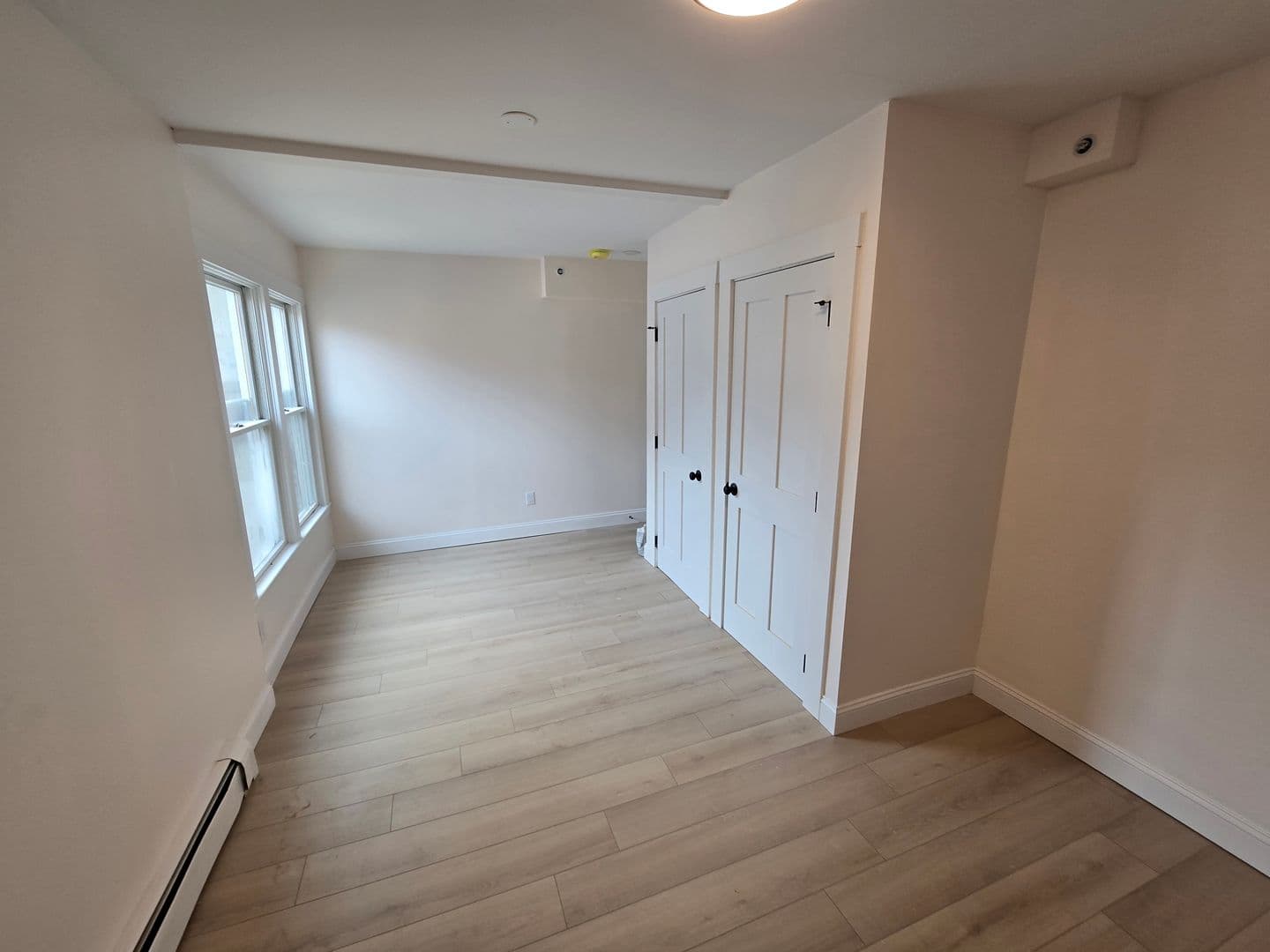 Beverly Apartment: 297-299 Cabot Street
