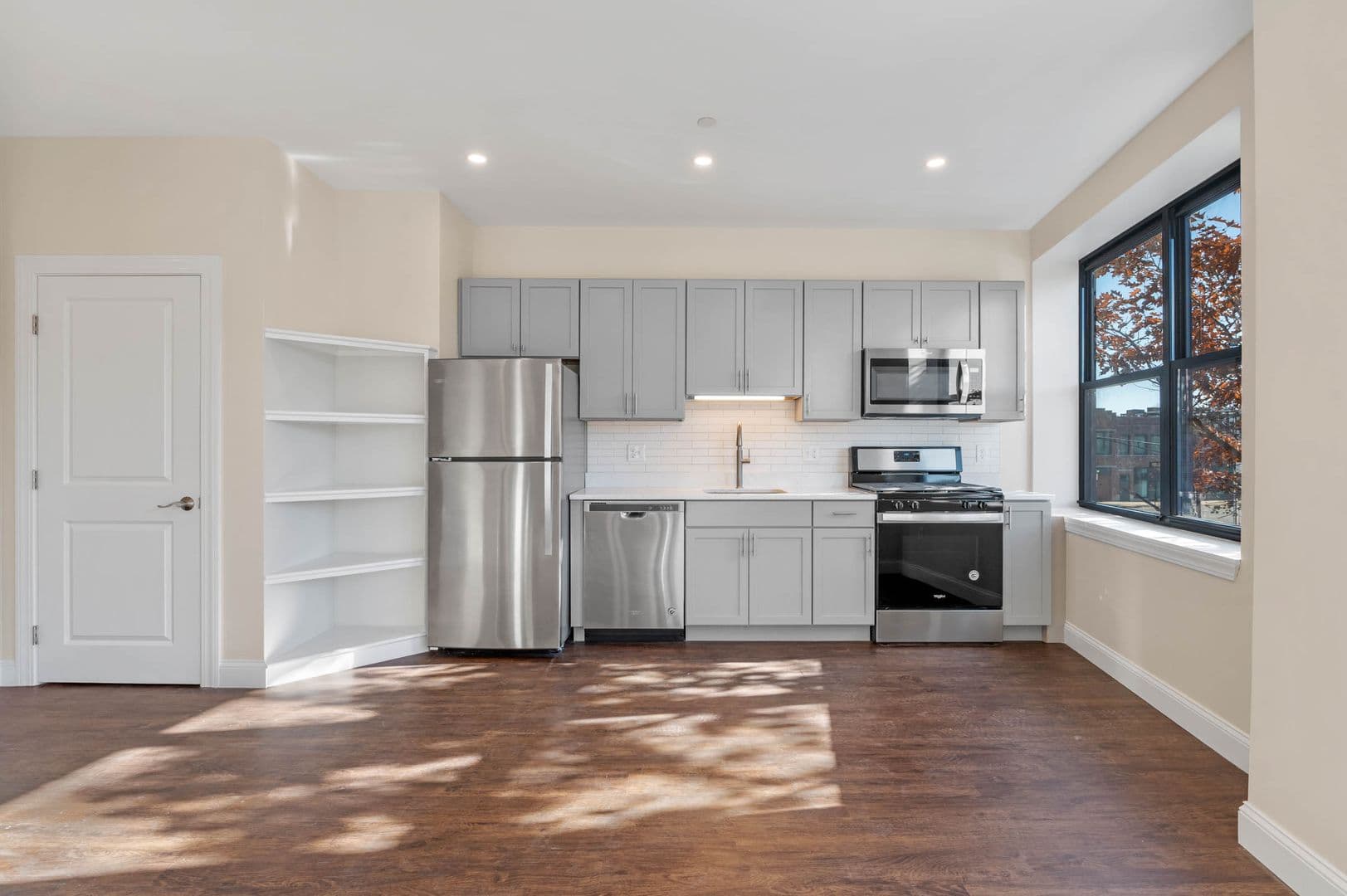 Salem Apartment: 14-22 New Derby Street