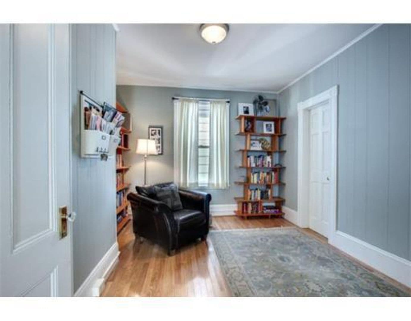 Salem Apartment: 28 Forrester Street