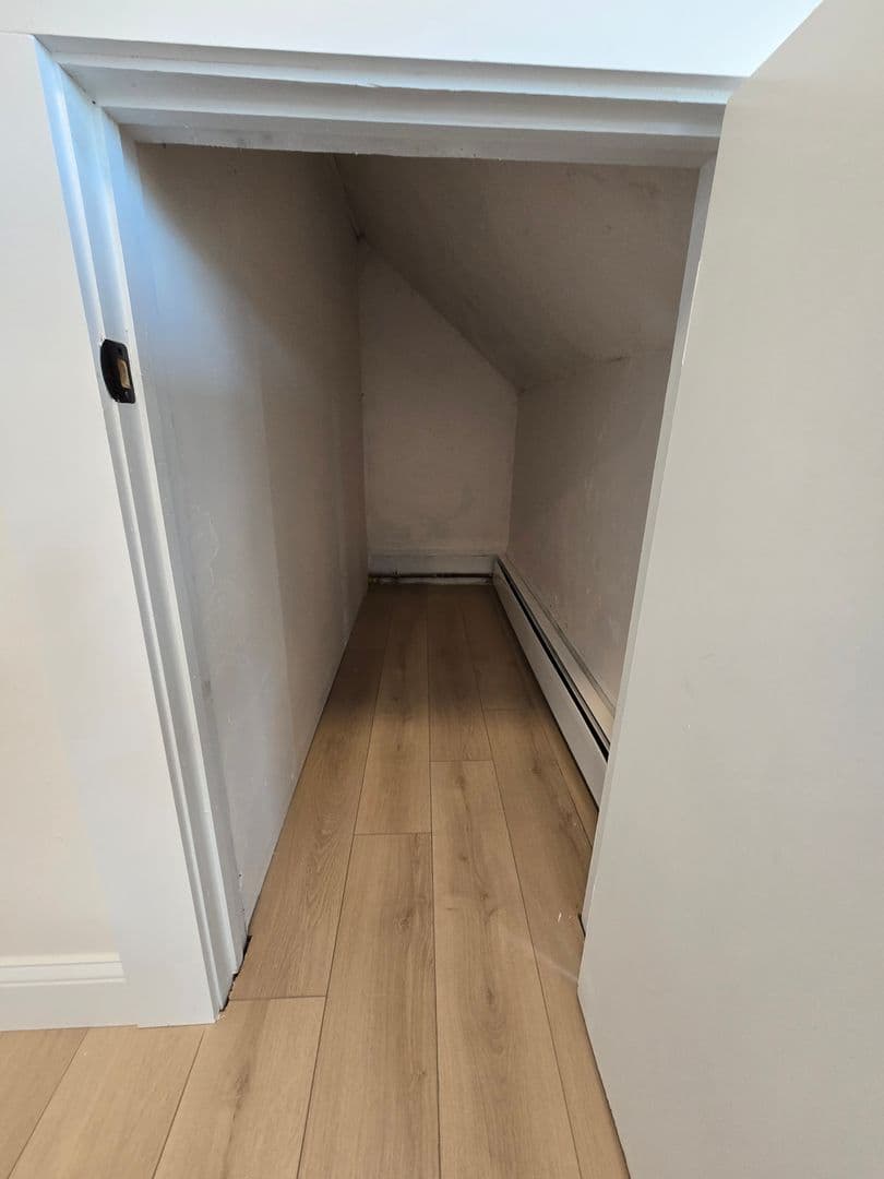 Beverly Apartment: 297-299 Cabot Street