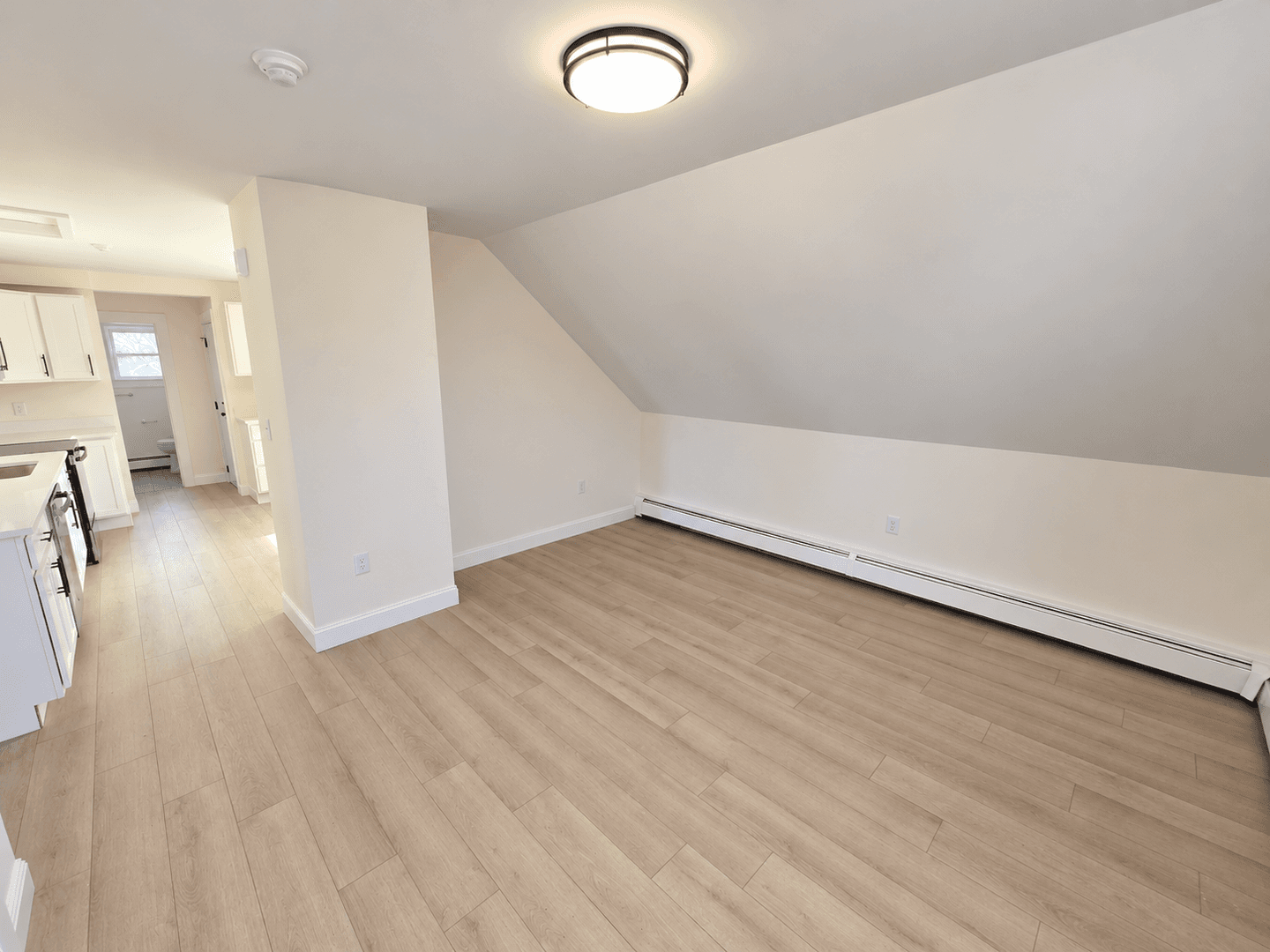 Beverly Apartment: 297-299 Cabot Street