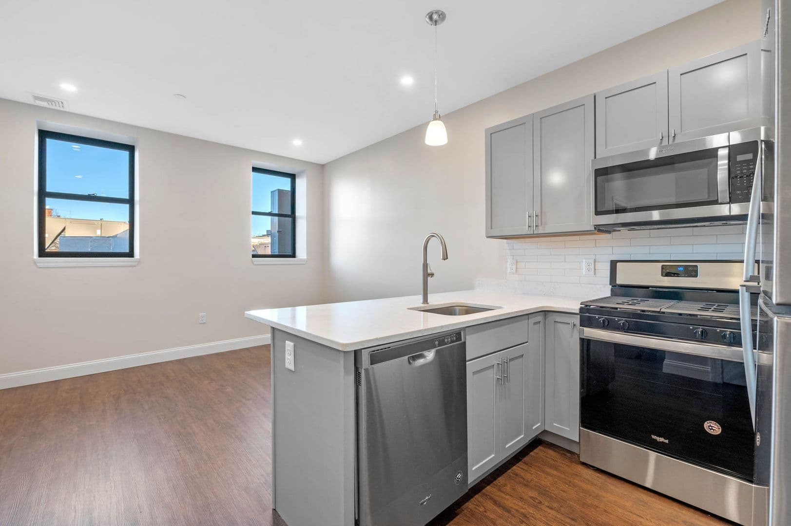 Salem Apartment: 14-22 New Derby Street