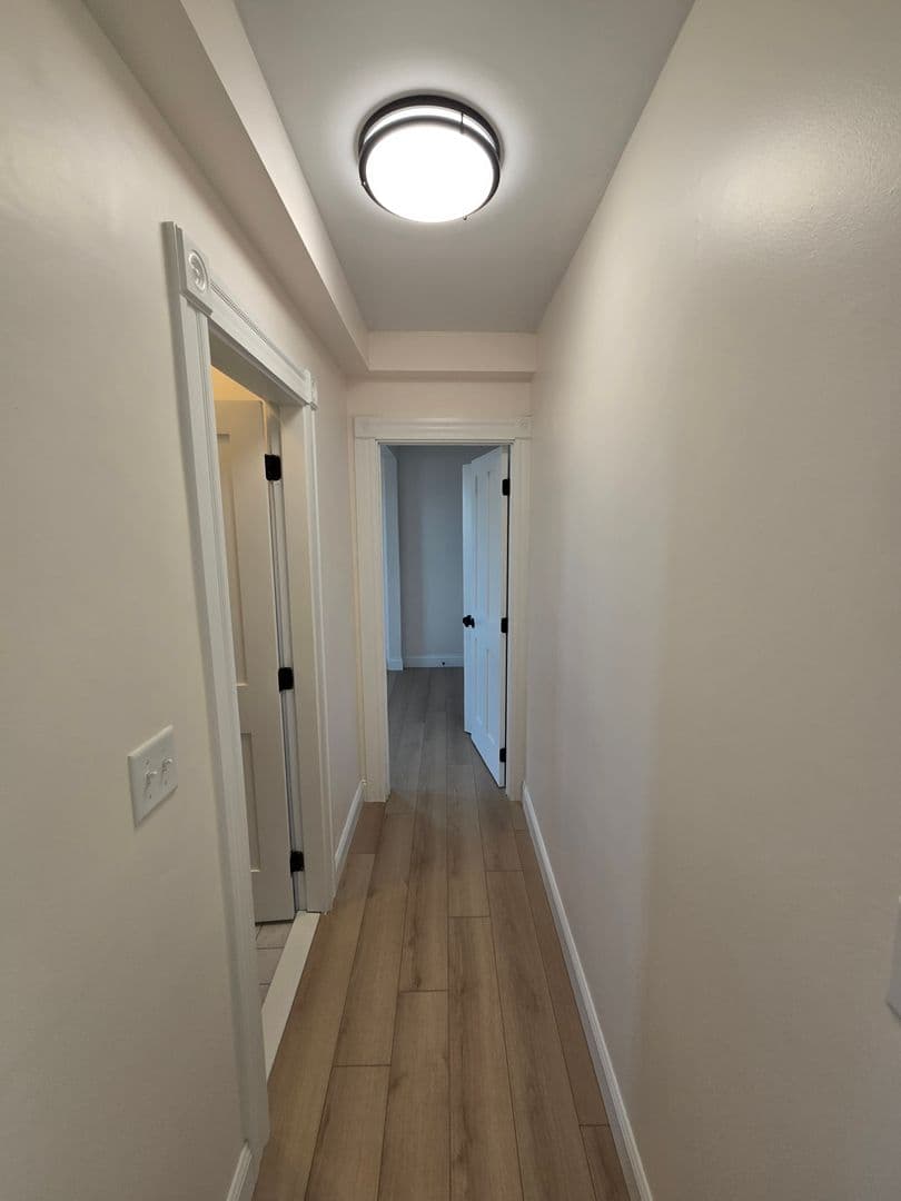 Beverly Apartment: 297-299 Cabot Street