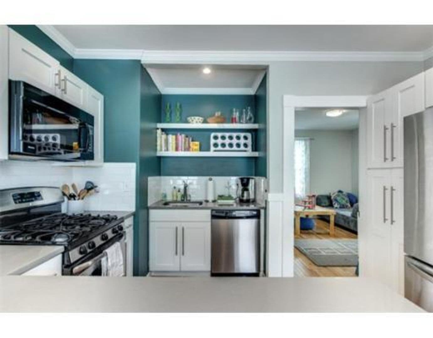 Salem Apartment: 28 Forrester Street