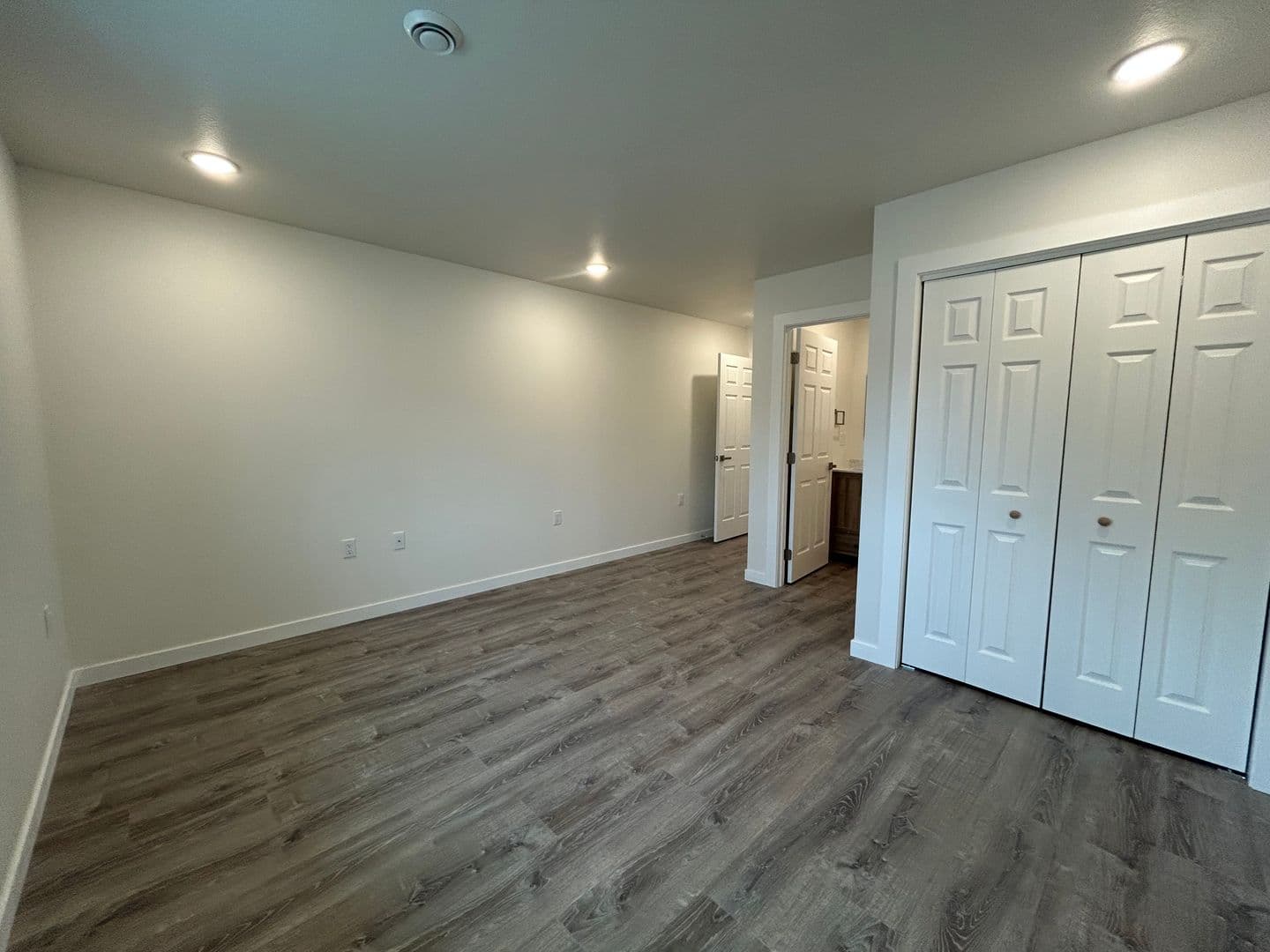 North Pole Apartment: 2644 Roseanne Court - Unit 1