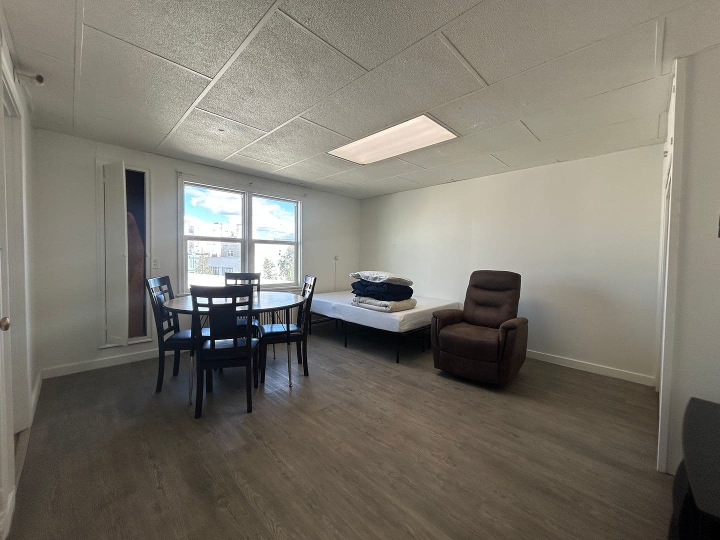 Fairbanks Apartment: 609.5 4th Avenue