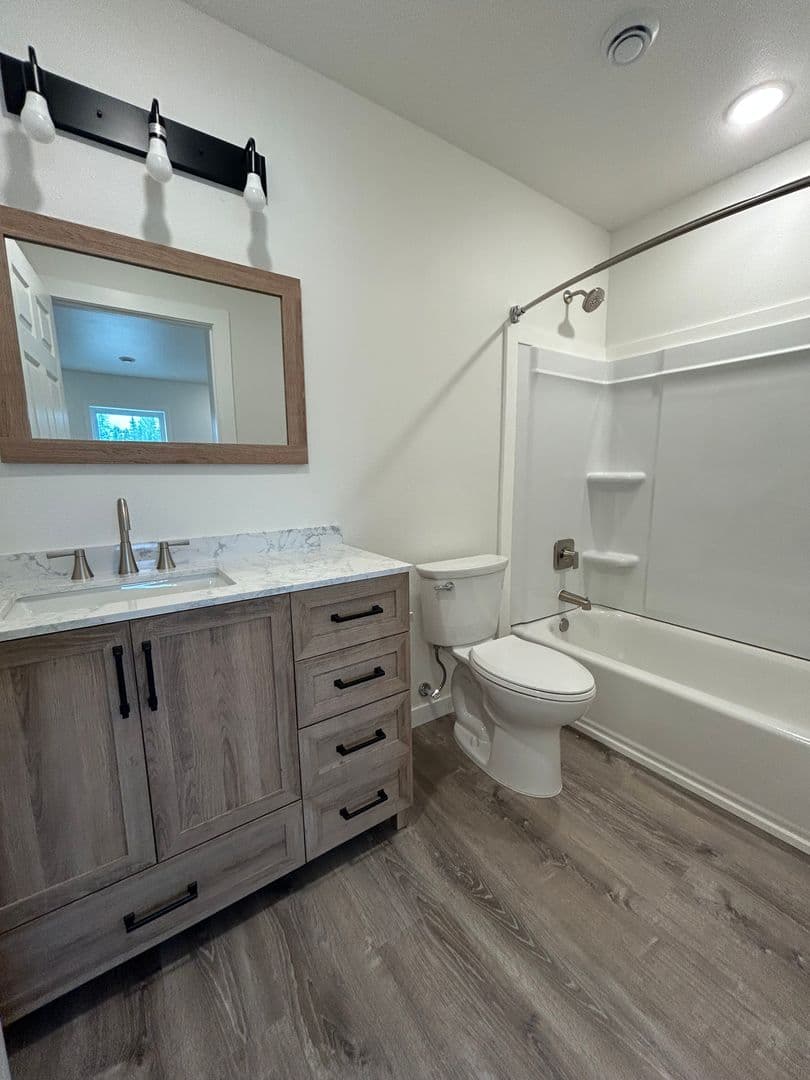 North Pole Apartment: 2644 Roseanne Court - Unit 1
