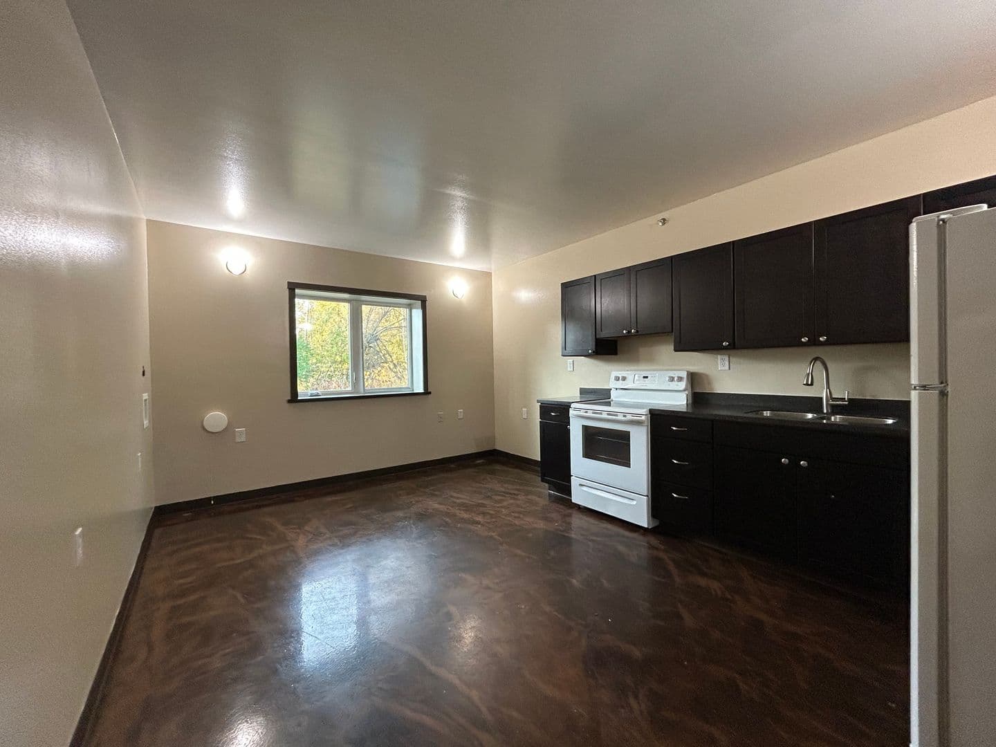 North Pole Apartment: 2727 Park Way