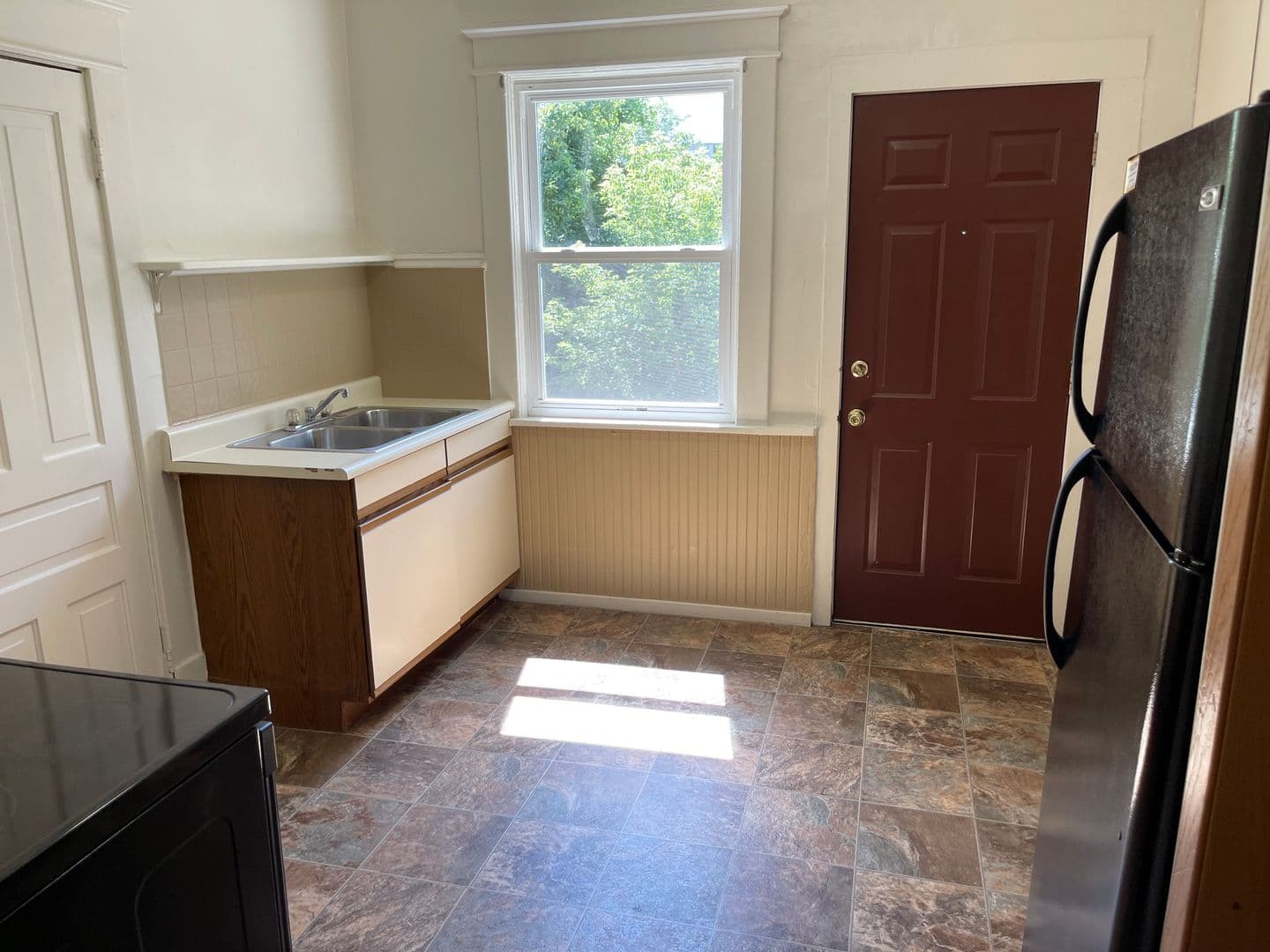 Oshkosh Apartment: 509 High Ave